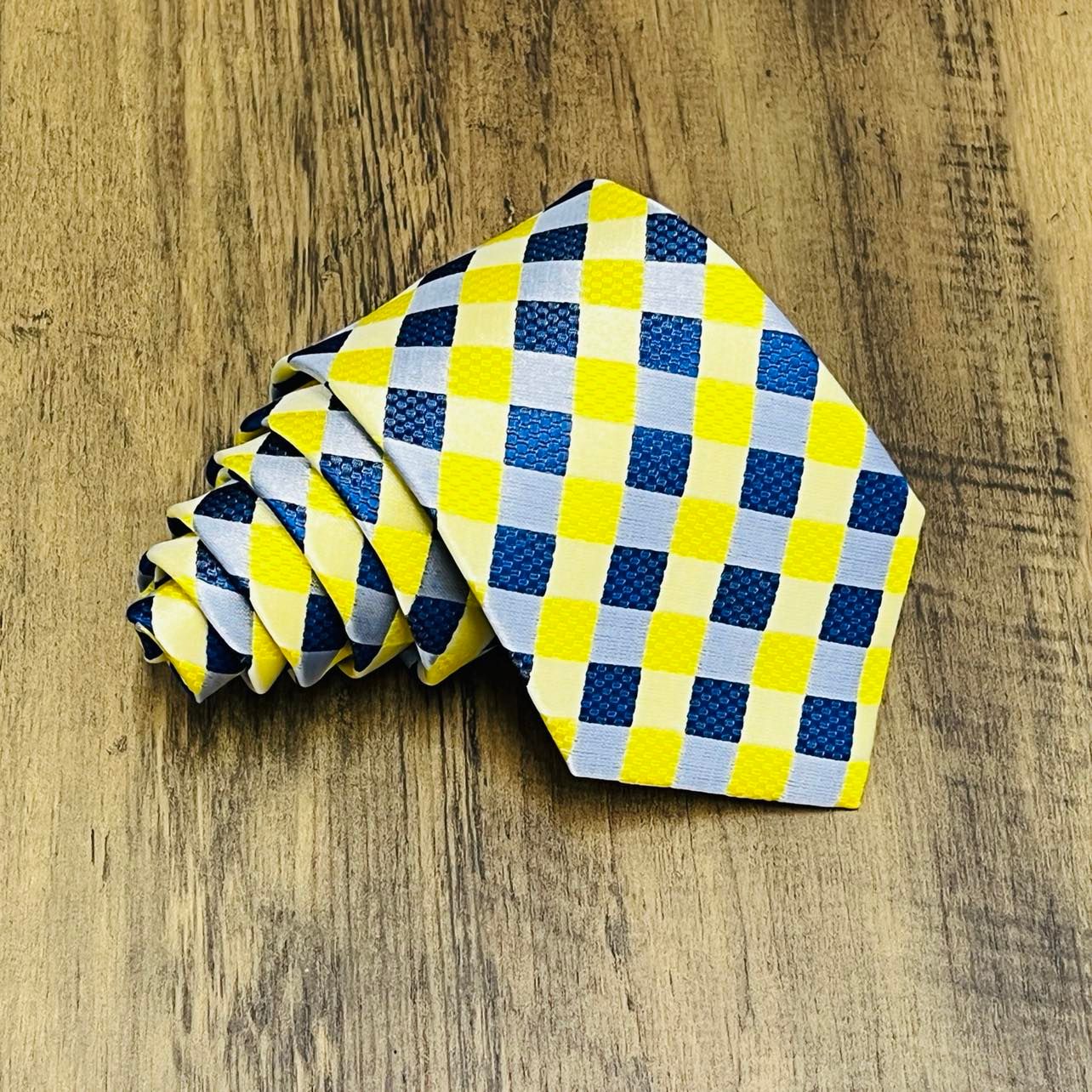 Tasker & Shaw | Luxury Menswear | Hallfield