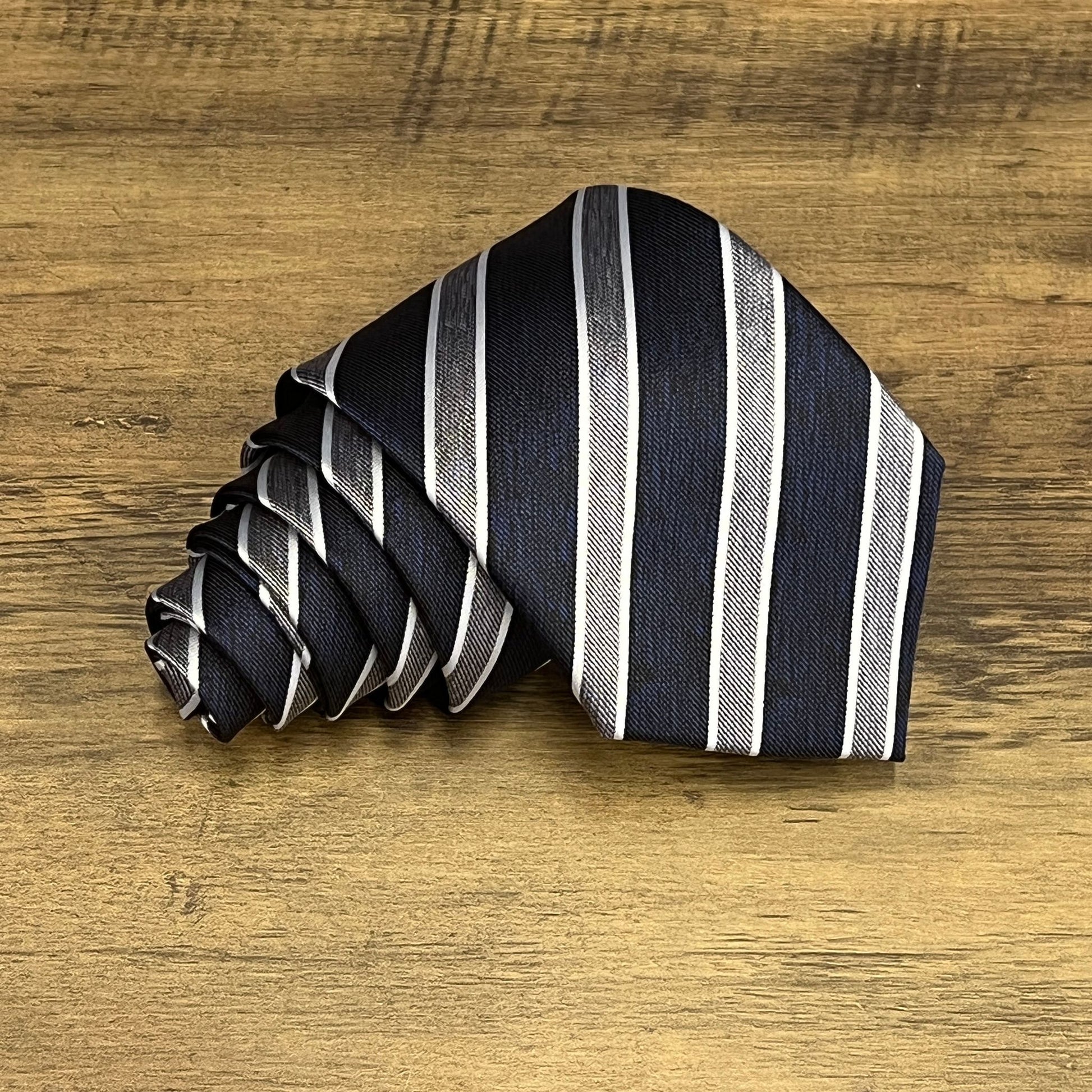 Tasker & Shaw | Luxury Menswear | Ivor