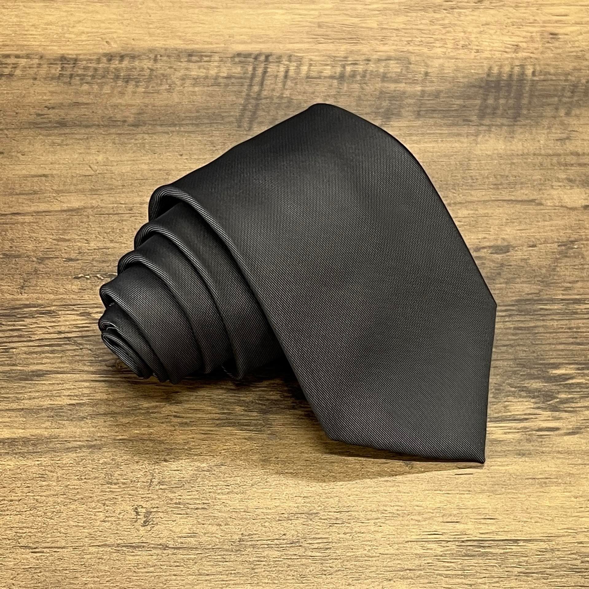 Tasker & Shaw | Luxury Menswear | Albert