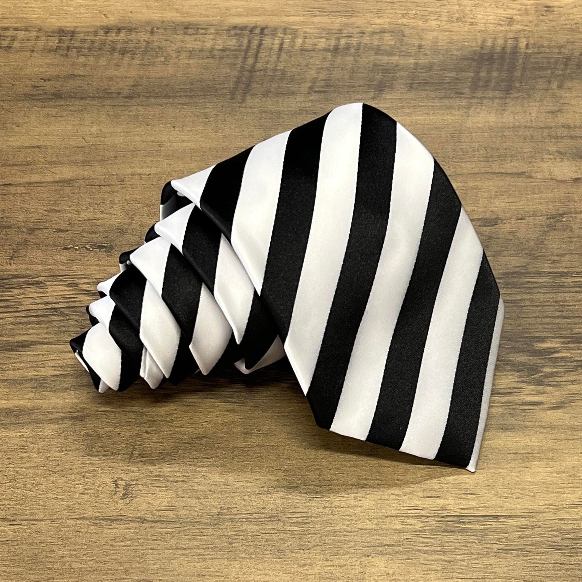 Tasker & Shaw | Luxury Menswear | Adery