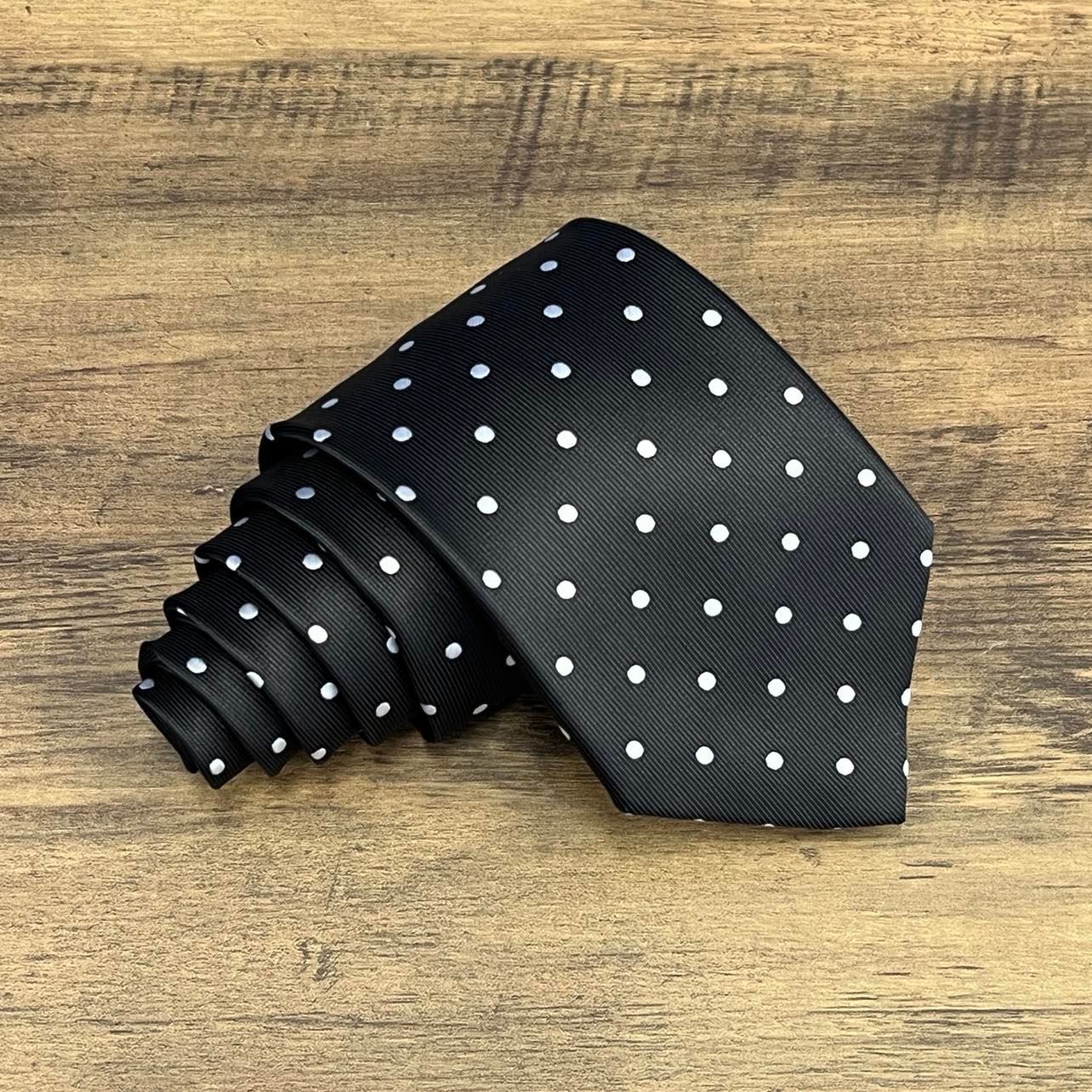 Tasker & Shaw | Luxury Menswear | Ashburton