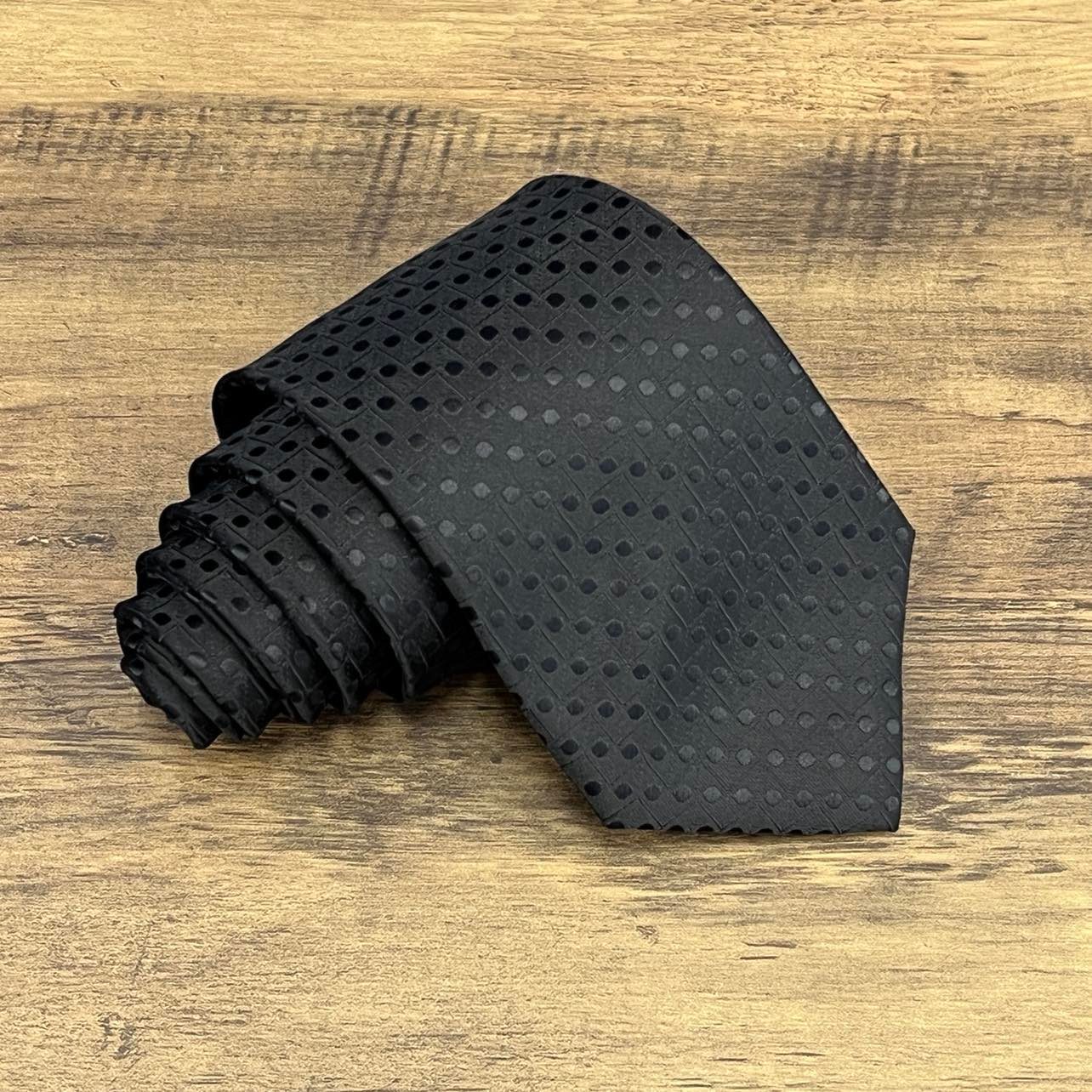 Tasker & Shaw | Luxury Menswear | Aubrey