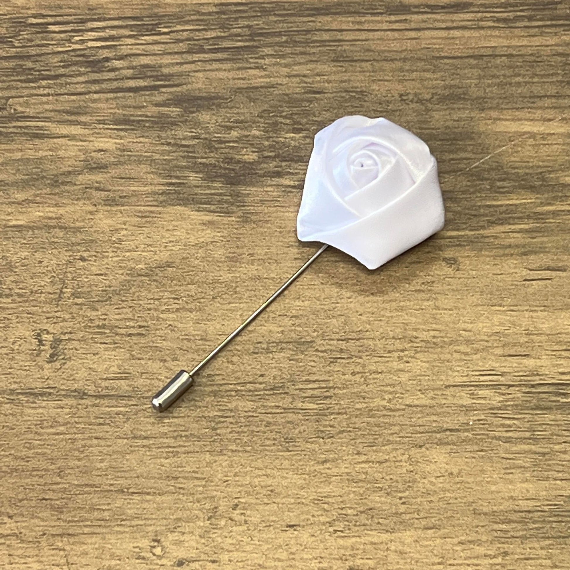 Tasker & Shaw | Luxury Menswear | White satin rose boutonniere