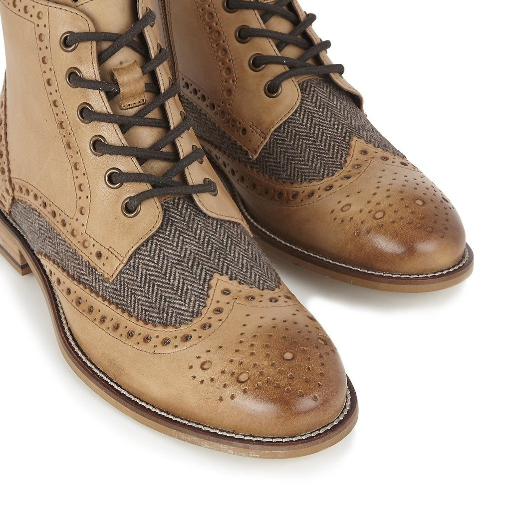 Tasker & Shaw | Luxury Menswear | Clyde Boot Tan/Tweed