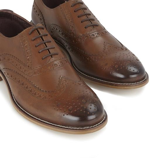 Tasker & Shaw | Luxury Menswear | Clyde Leather Brogue Chestnut