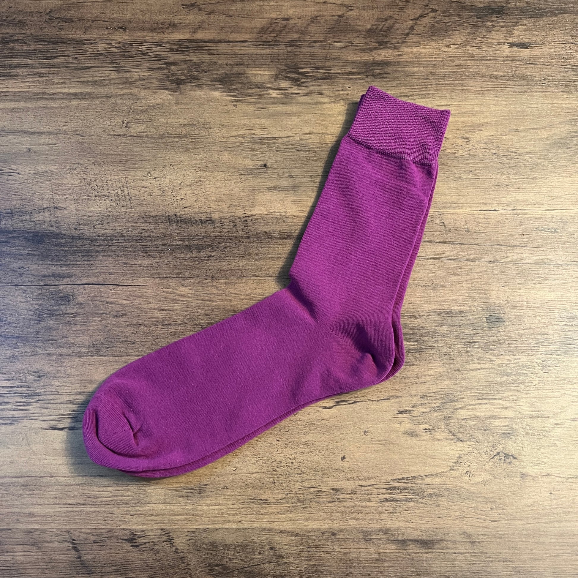 Tasker & Shaw | Luxury Menswear | Purple block colour luxury business socks