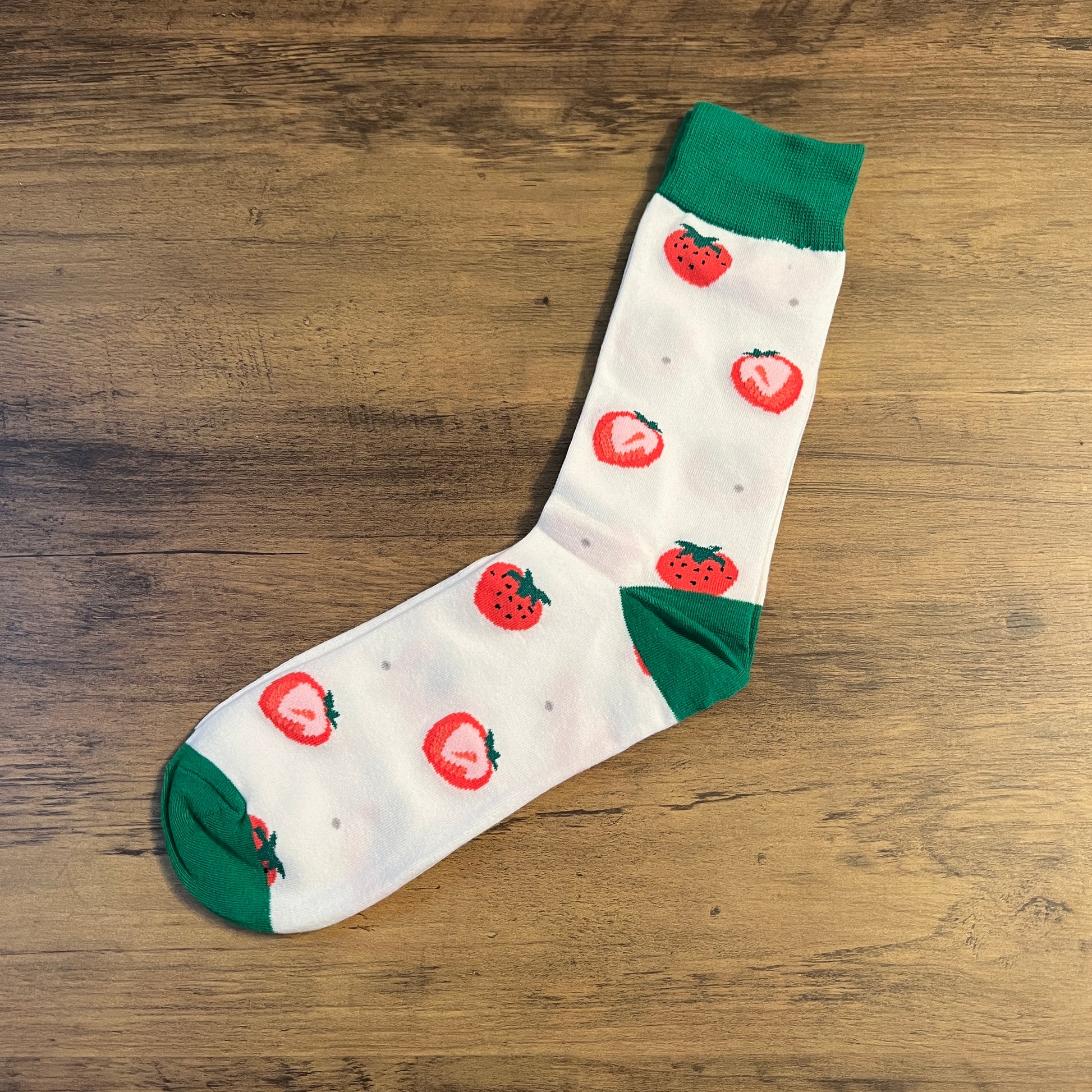 Tasker & Shaw | Luxury Menswear | Strawberries & cream socks