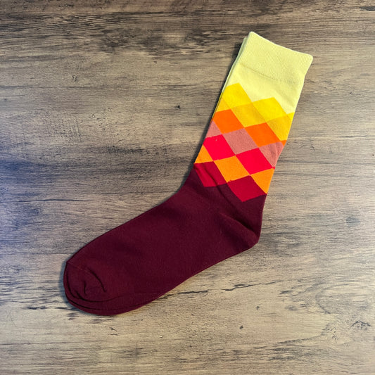 Tasker & Shaw | Luxury Menswear | Lemon to Burgundy diamonds socks