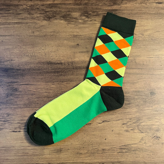 Tasker & Shaw | Luxury Menswear | Green & orange diamons socks