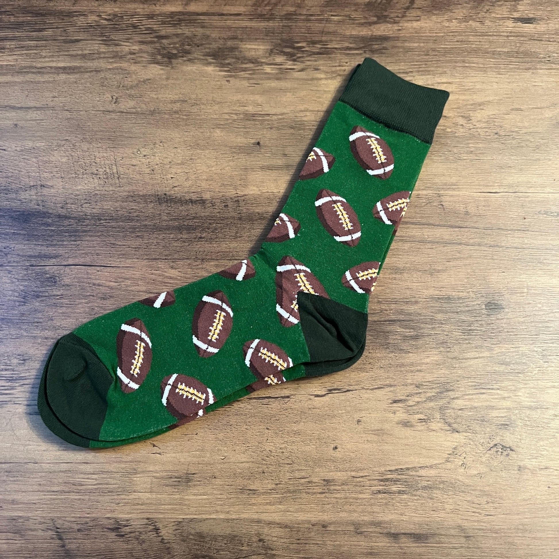 Tasker & Shaw | Luxury Menswear | Green "Grid Iron" socks