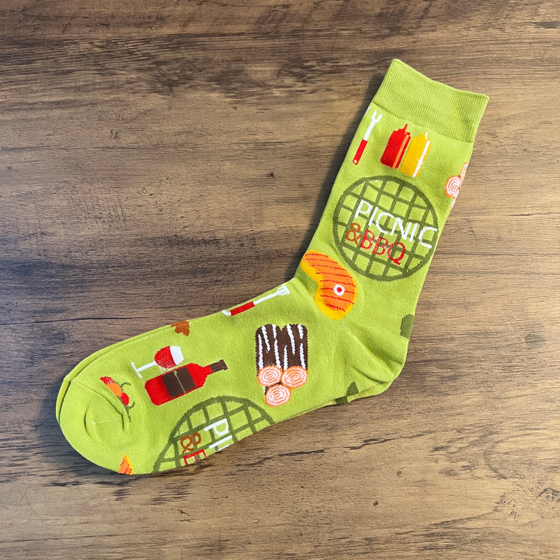 Tasker & Shaw | Luxury Menswear | Green "BBQ" socks