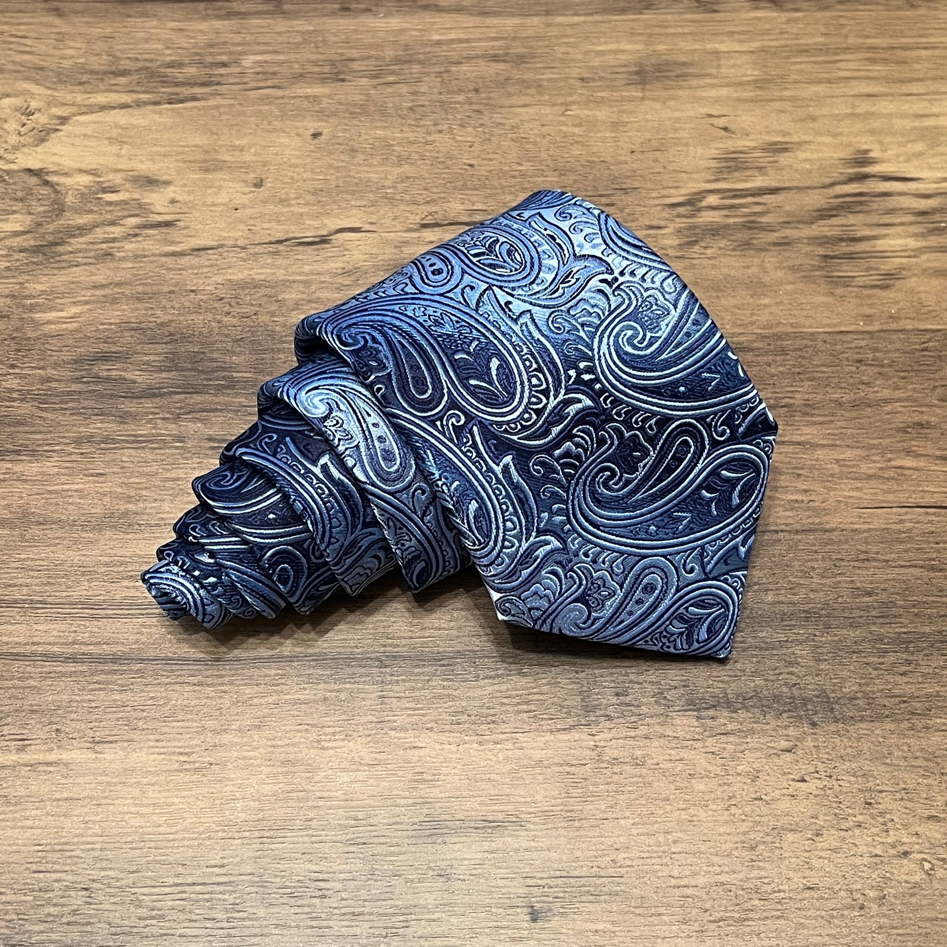 Tasker & Shaw | Luxury Menswear | Essendine