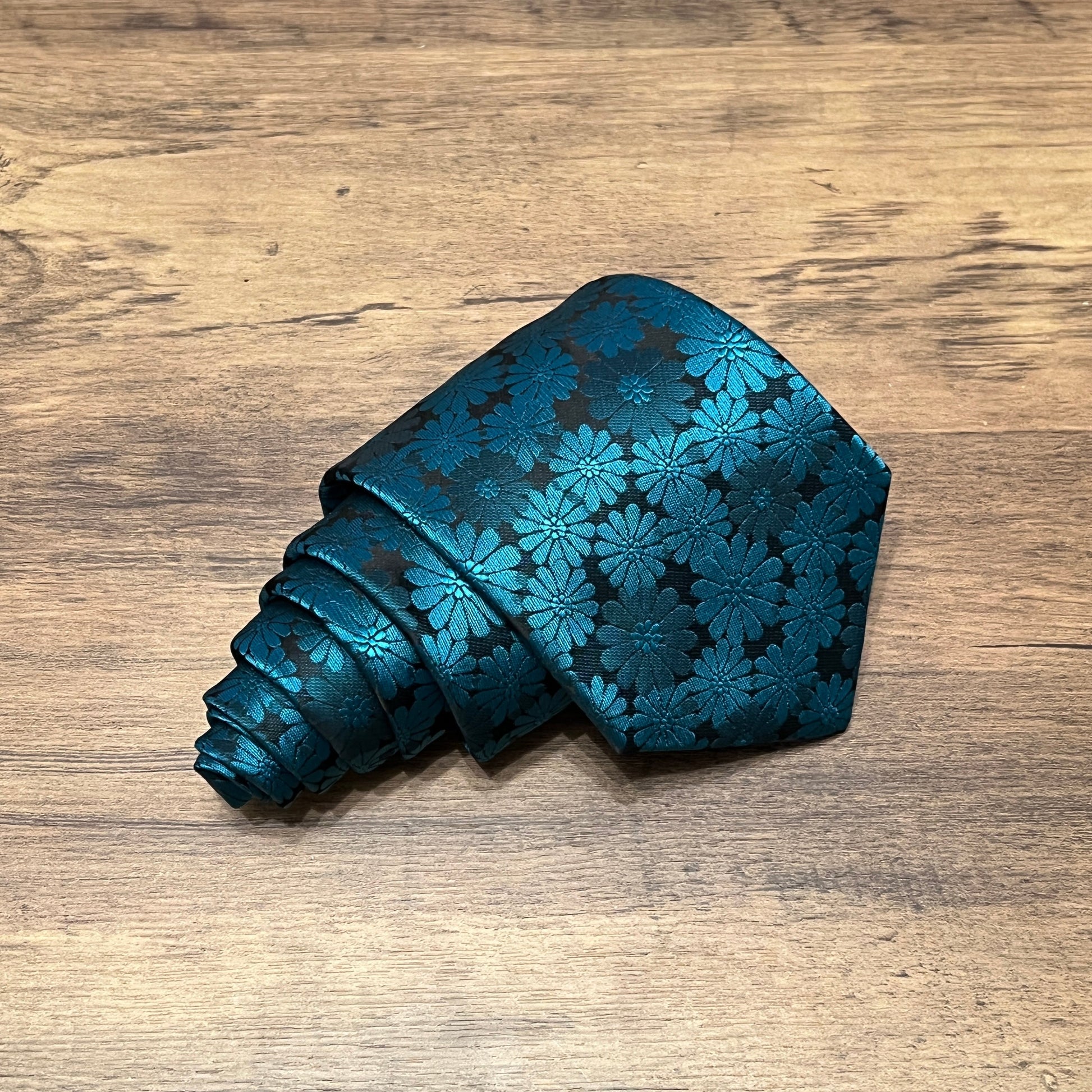 Tasker & Shaw | Luxury Menswear | Elverton (Teal)