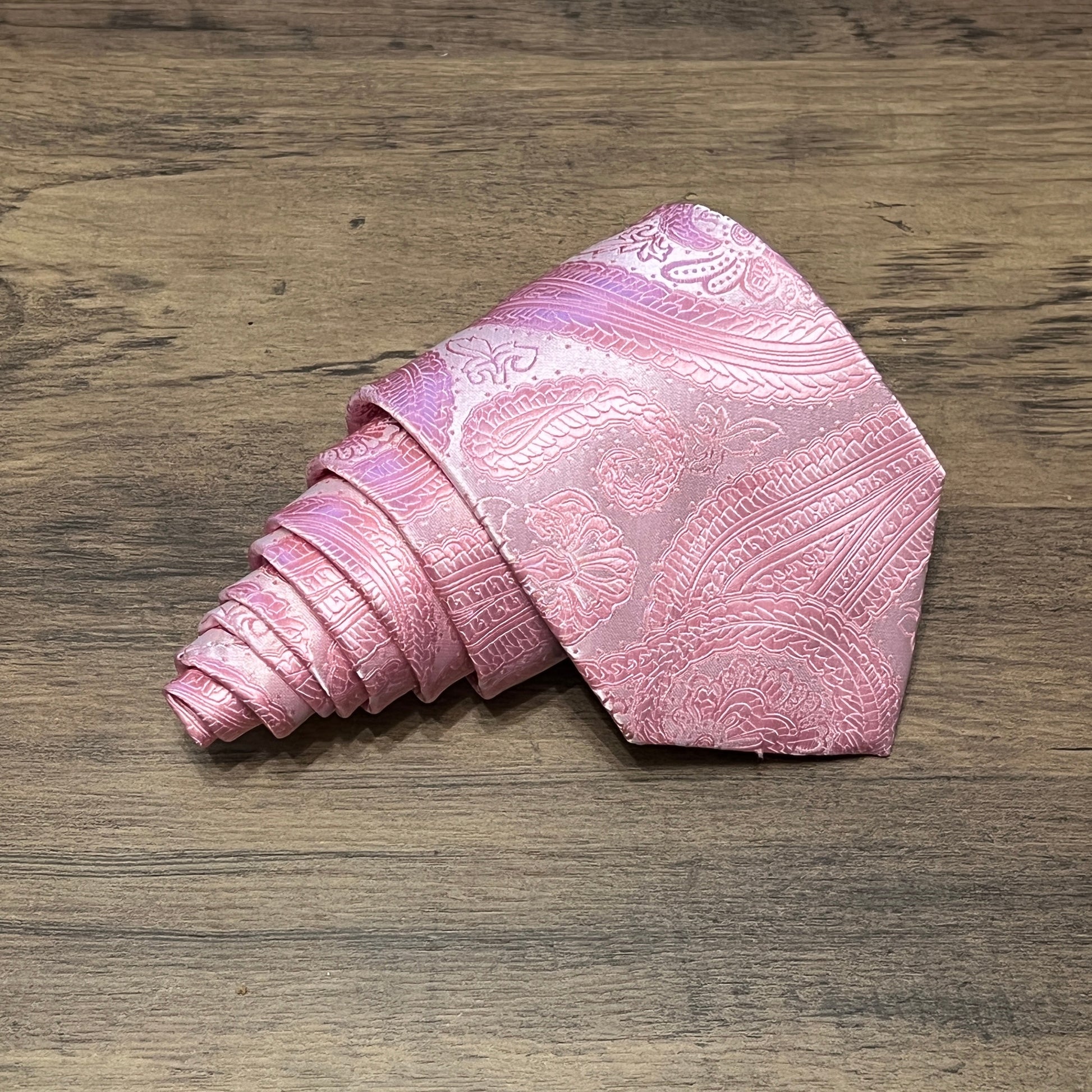 Tasker & Shaw | Luxury Menswear | Duchey