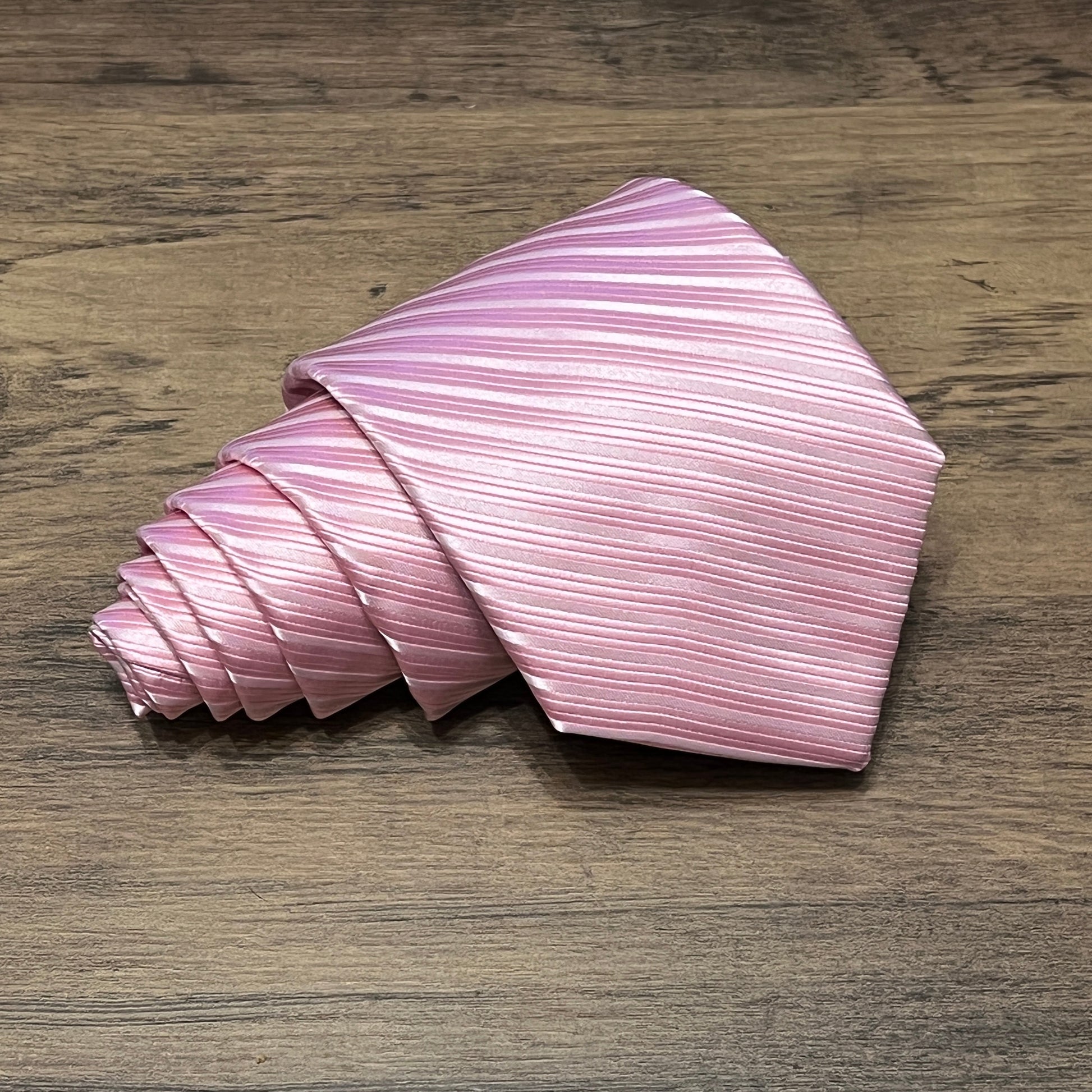 Tasker & Shaw | Luxury Menswear | Exeter (Pink)