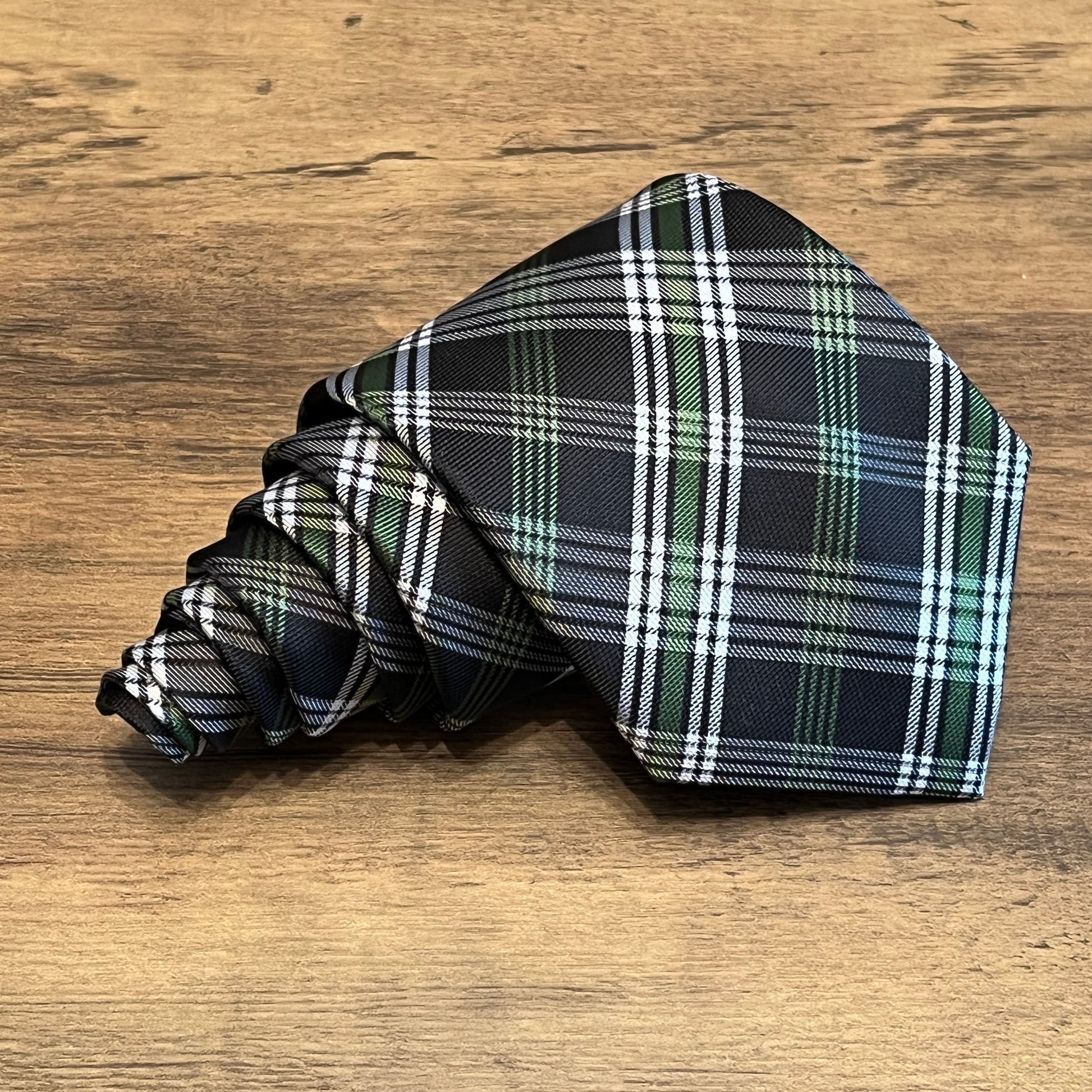 Tasker & Shaw | Luxury Menswear | Daventry