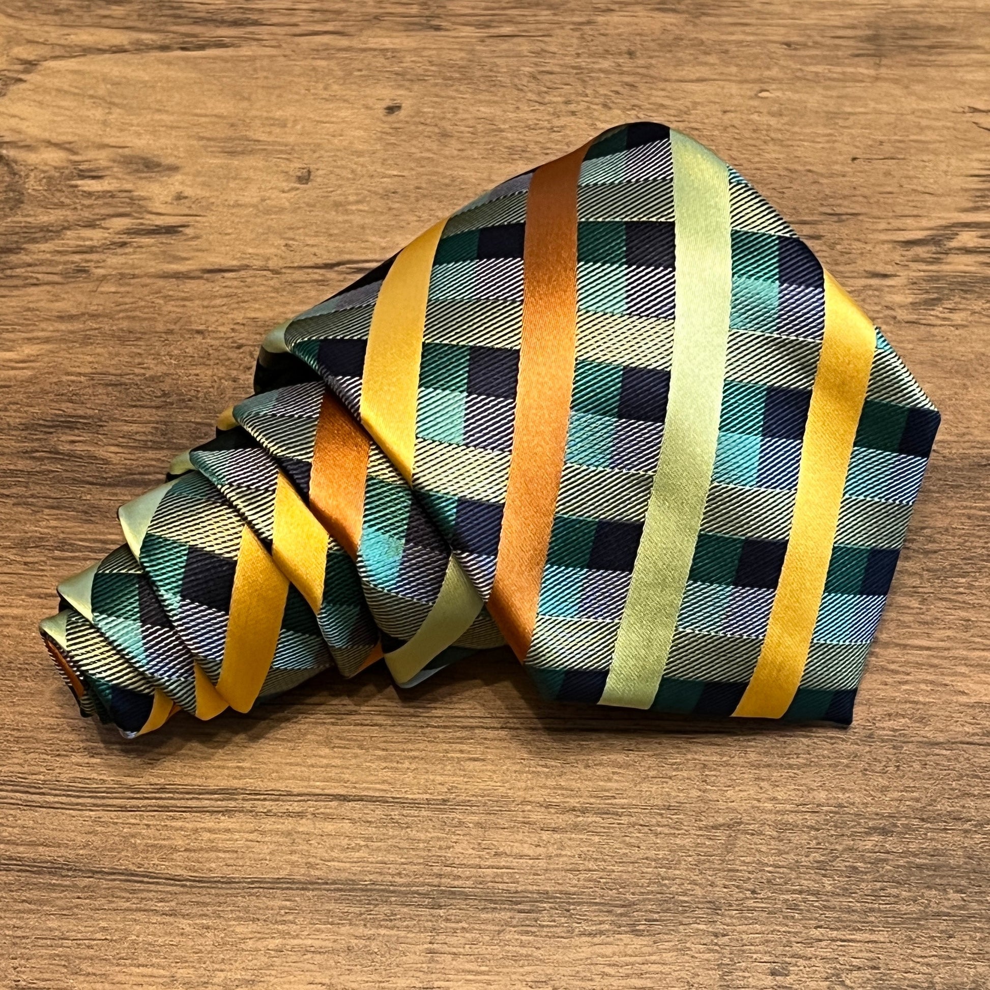 Tasker & Shaw | Luxury Menswear | Dansey