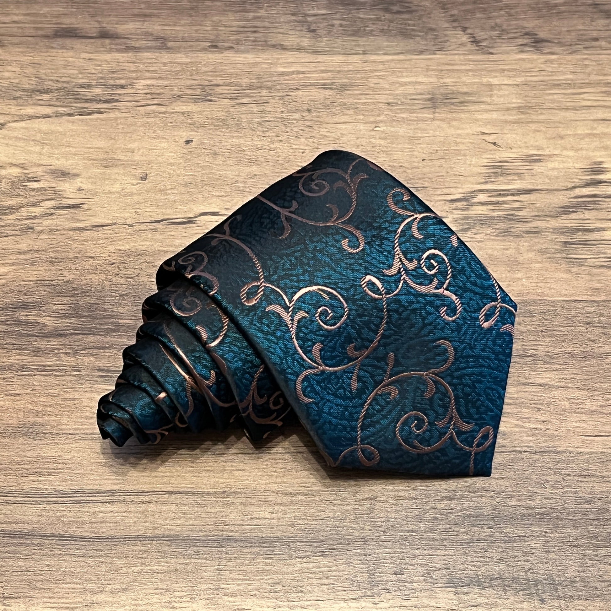 Tasker & Shaw | Luxury Menswear | Craven