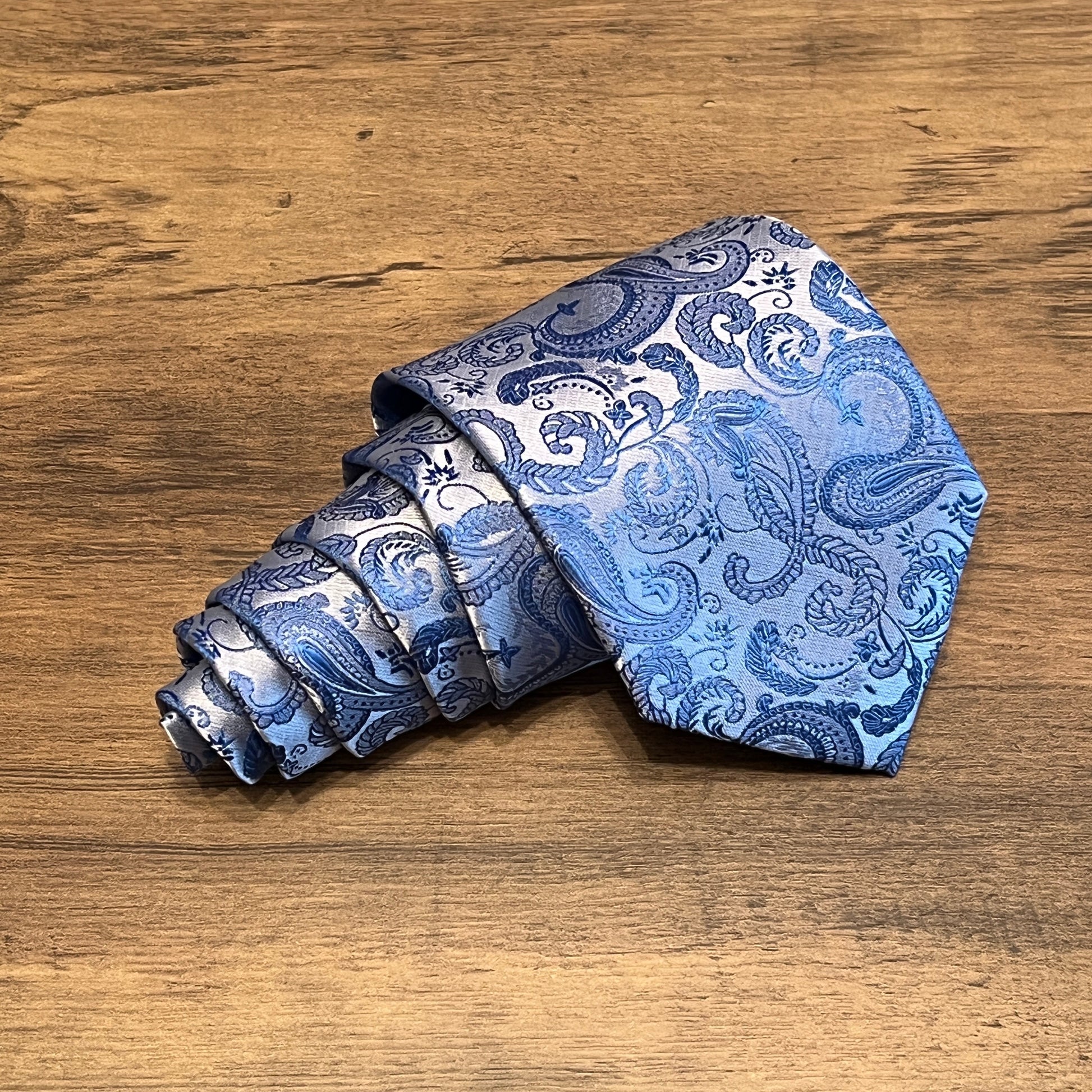 Tasker & Shaw | Luxury Menswear | Coryton