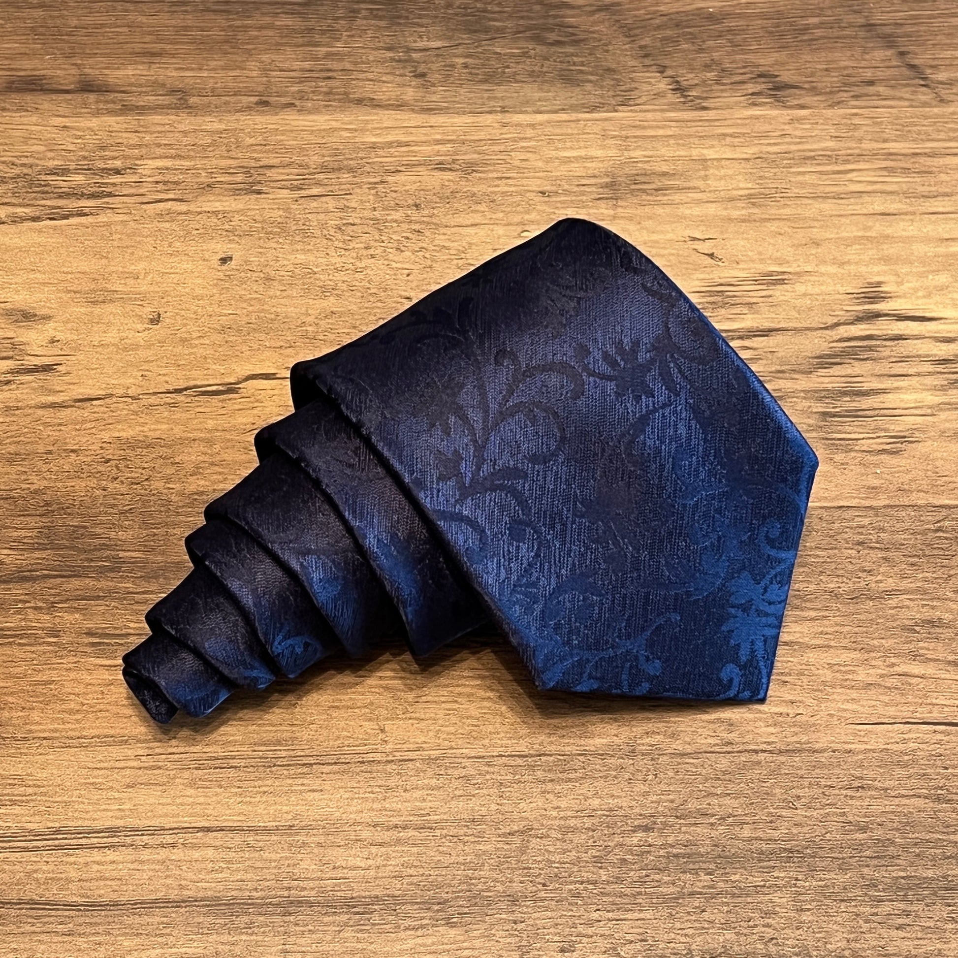 Tasker & Shaw | Luxury Menswear | Cork