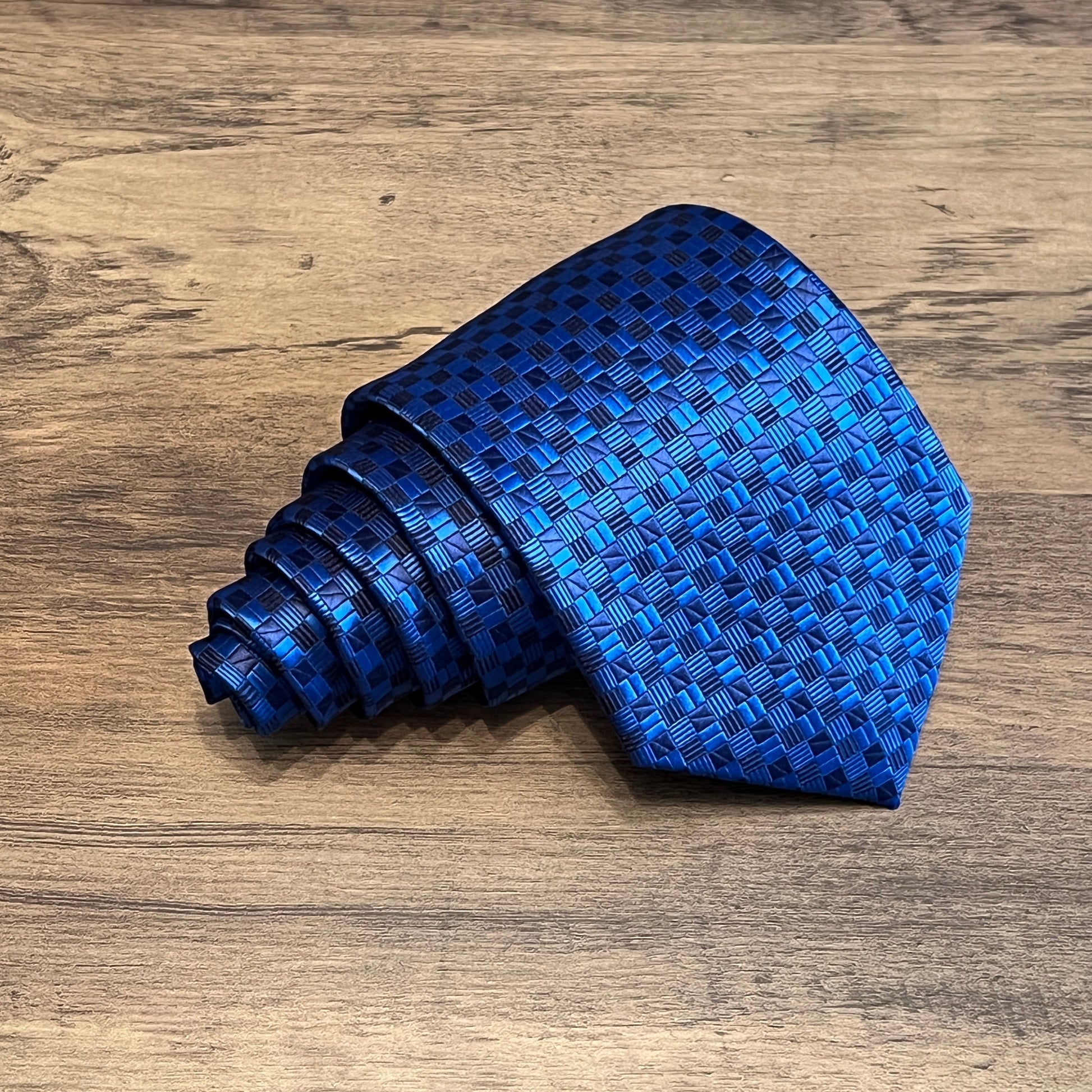 Tasker & Shaw | Luxury Menswear | Clifton