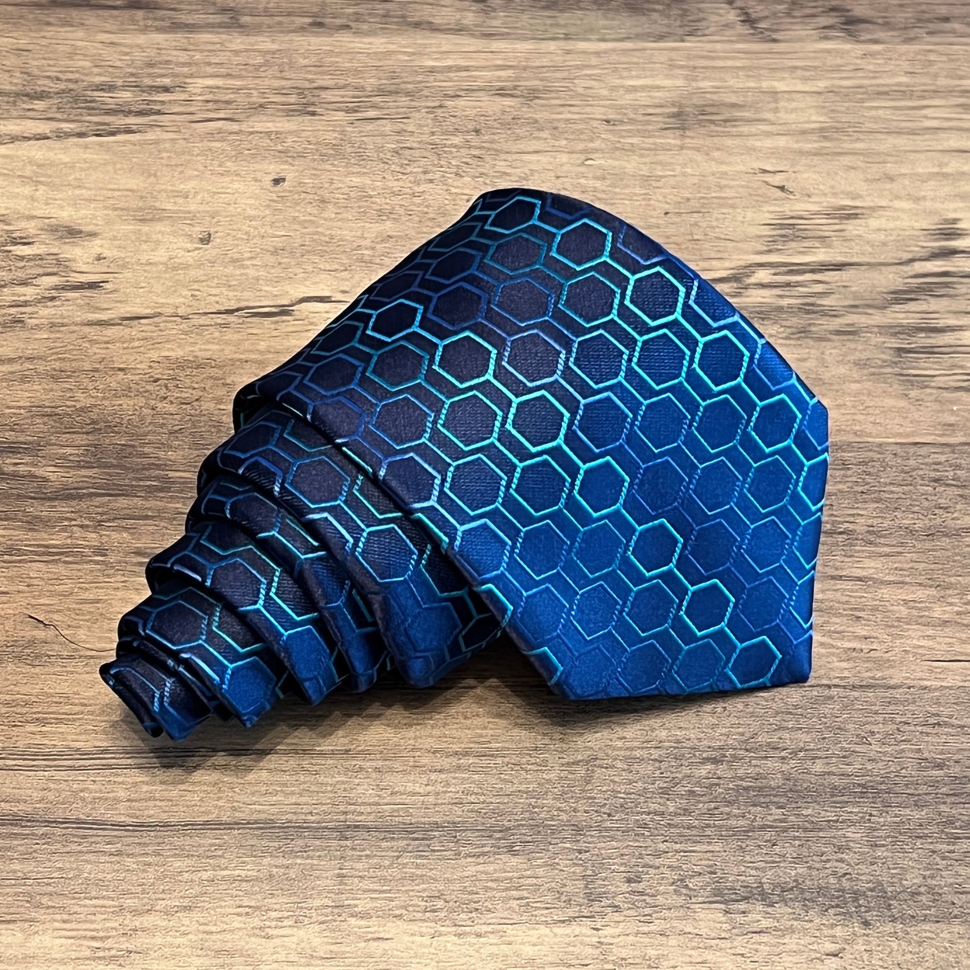 Tasker & Shaw | Luxury Menswear | Clifford