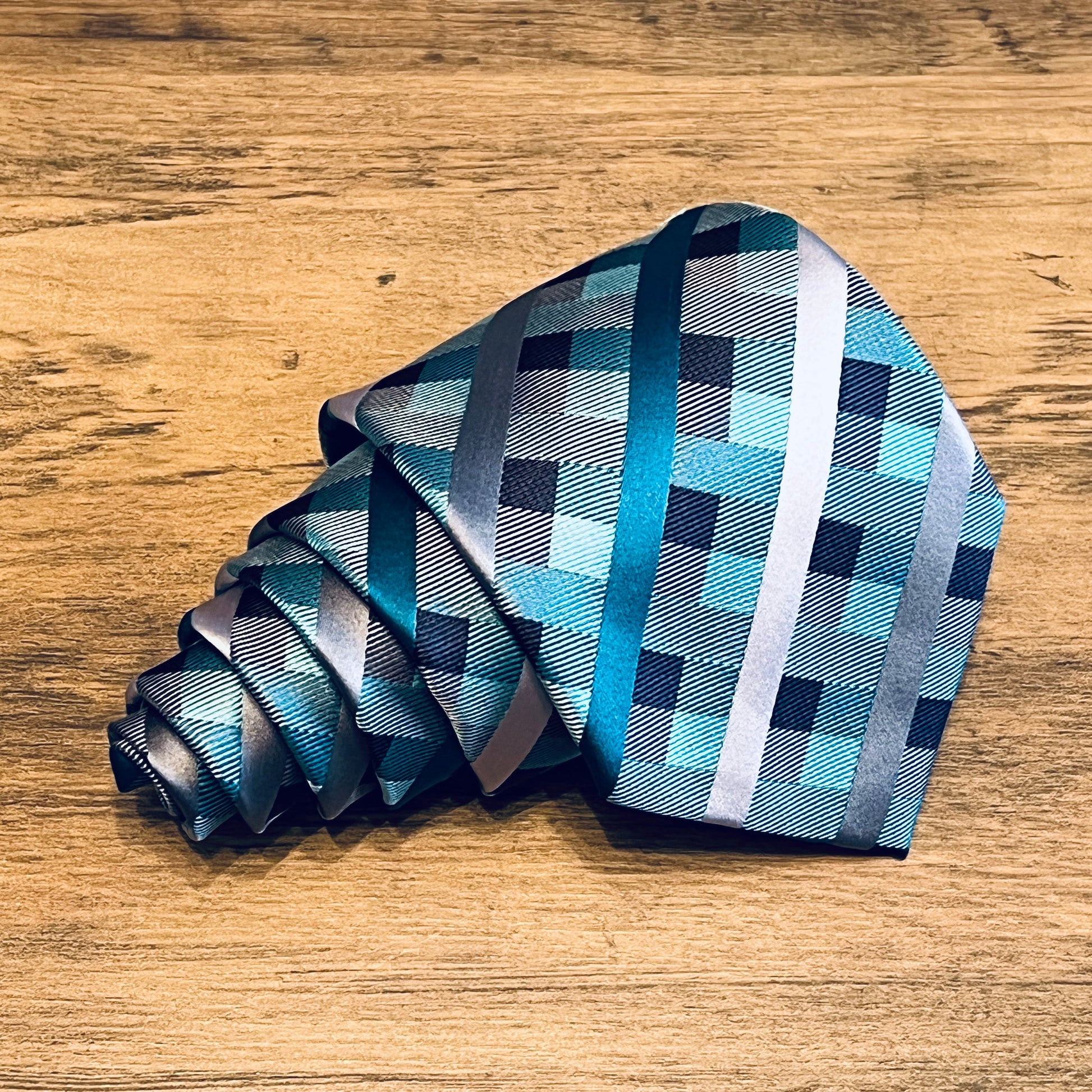 Tasker & Shaw | Luxury Menswear | Clarege