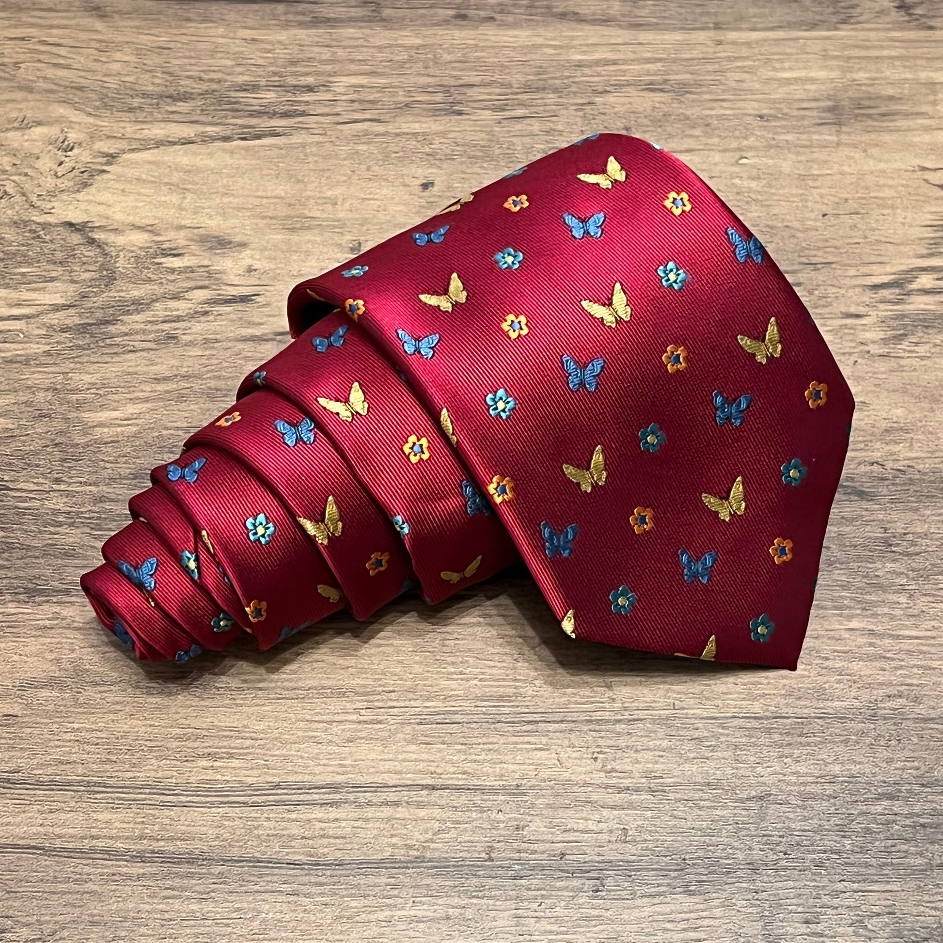 Tasker & Shaw | Luxury Menswear | Chippenham