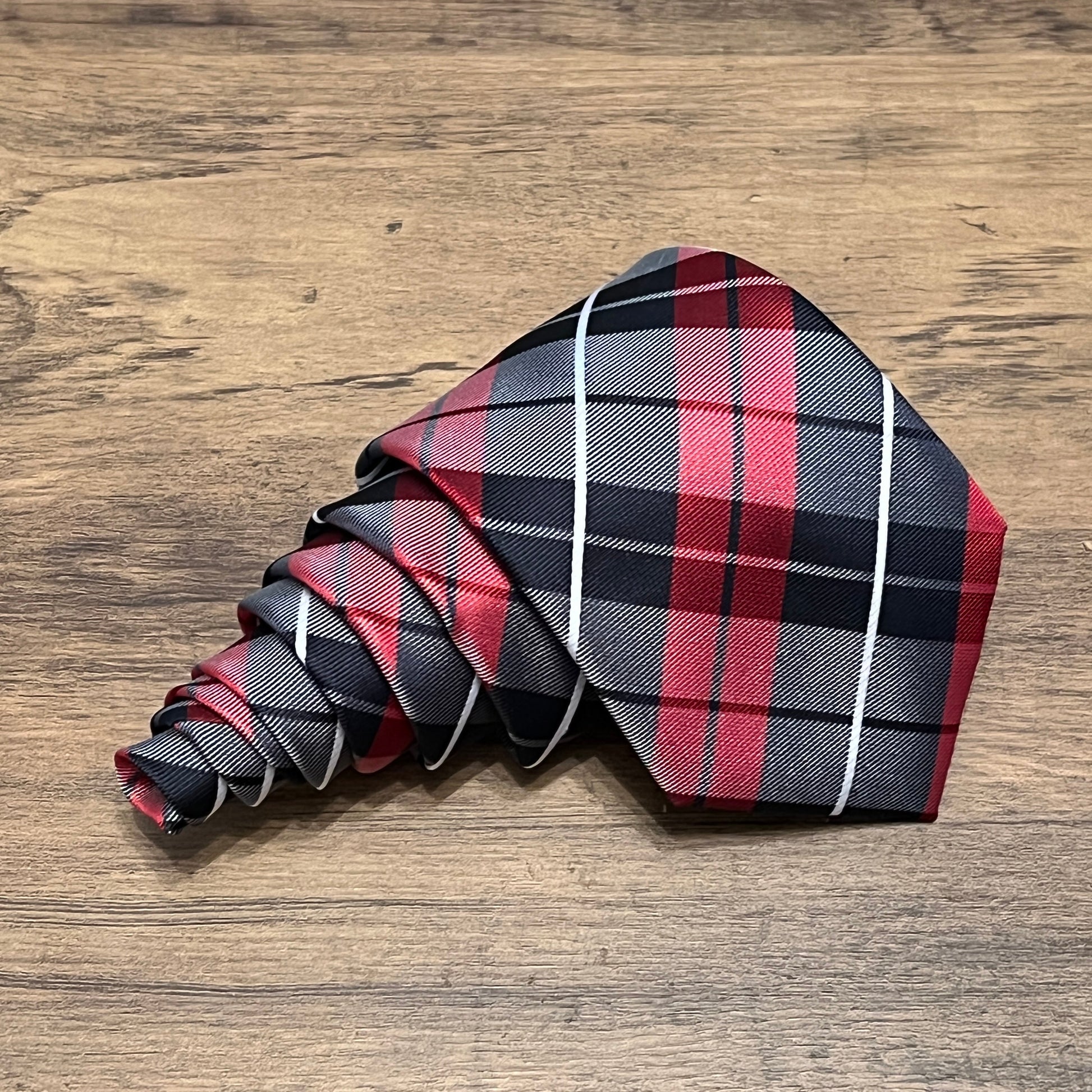 Tasker & Shaw | Luxury Menswear | Chilworth