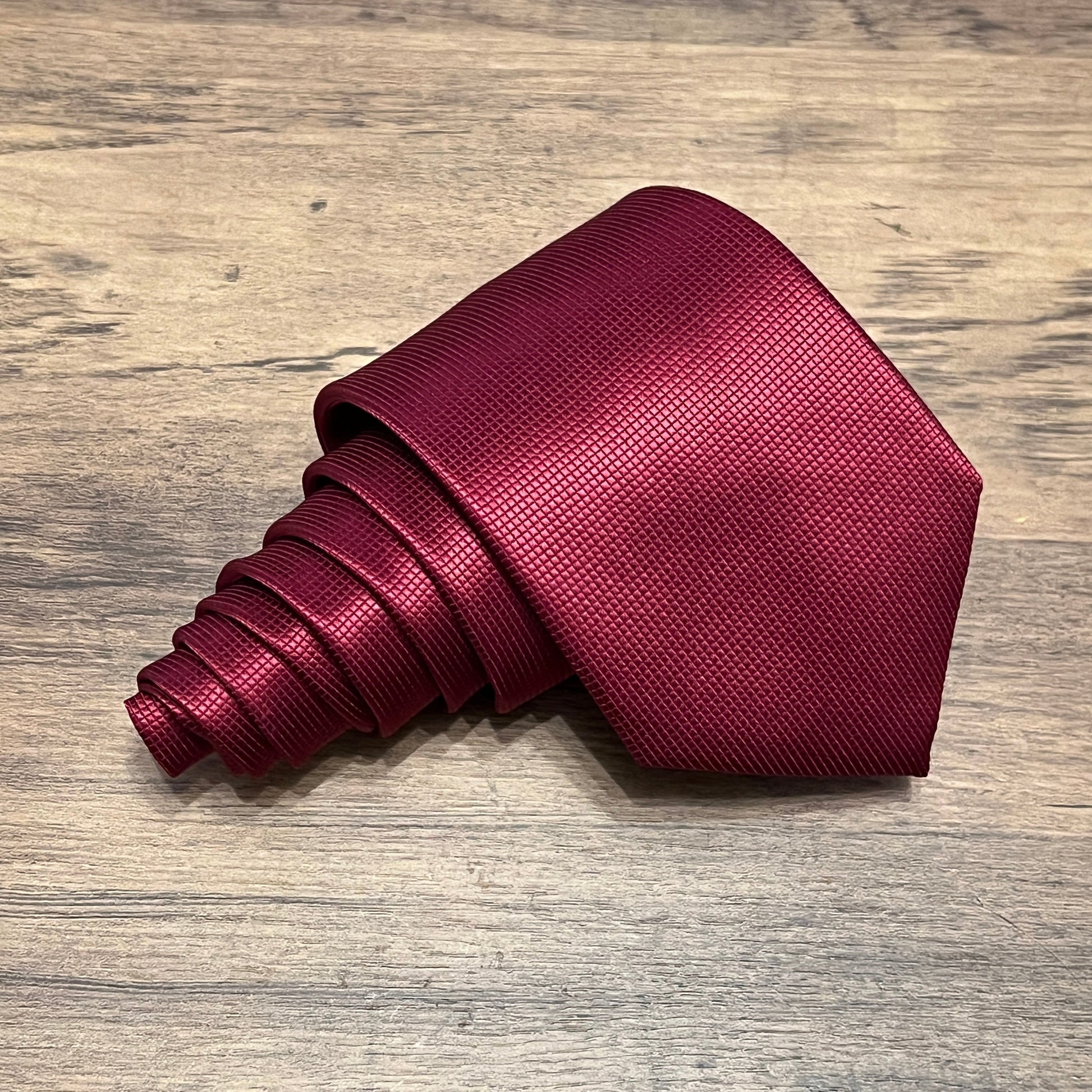 Tasker & Shaw | Luxury Menswear | Crompton (Burgundy)