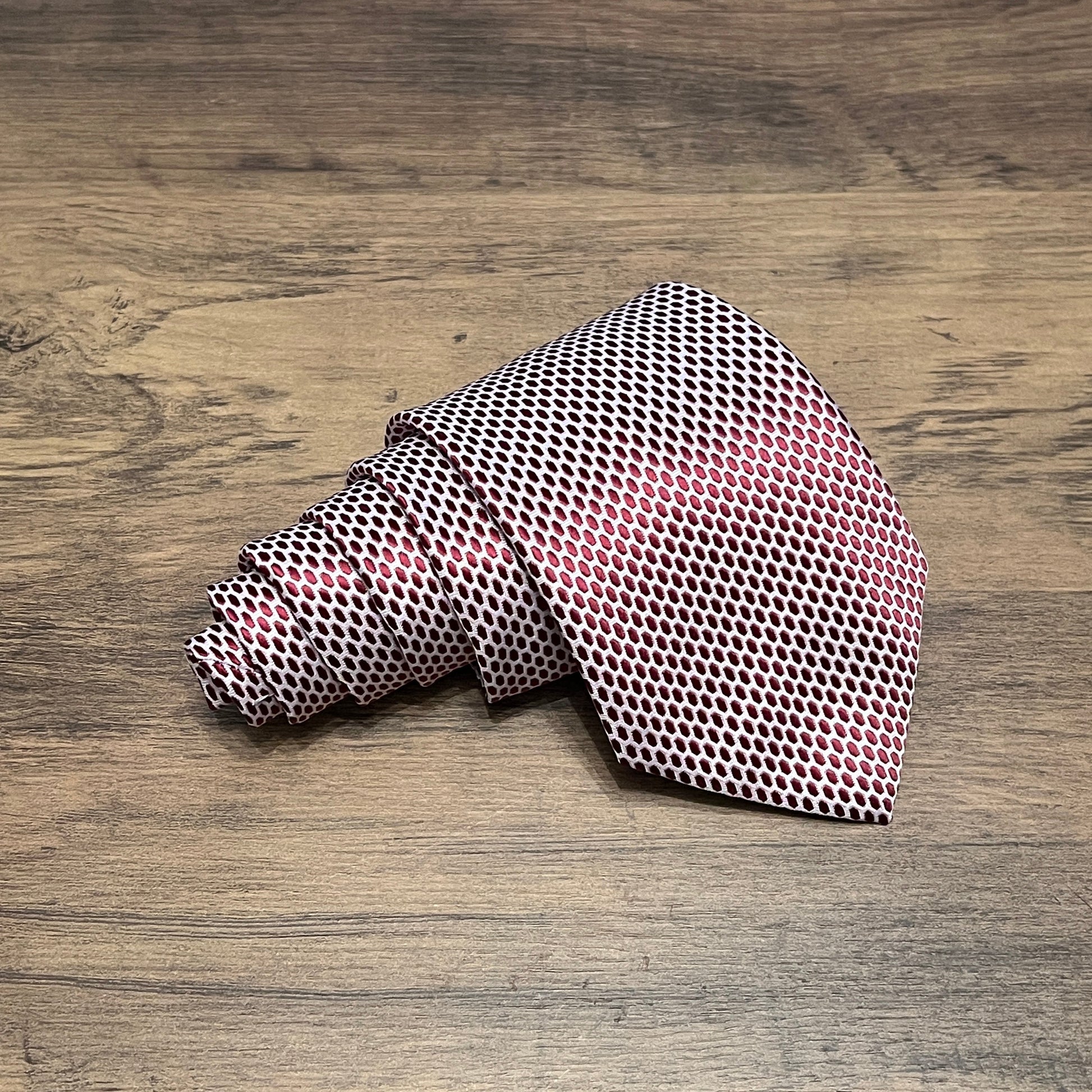 Tasker & Shaw | Luxury Menswear | Eton (Red)