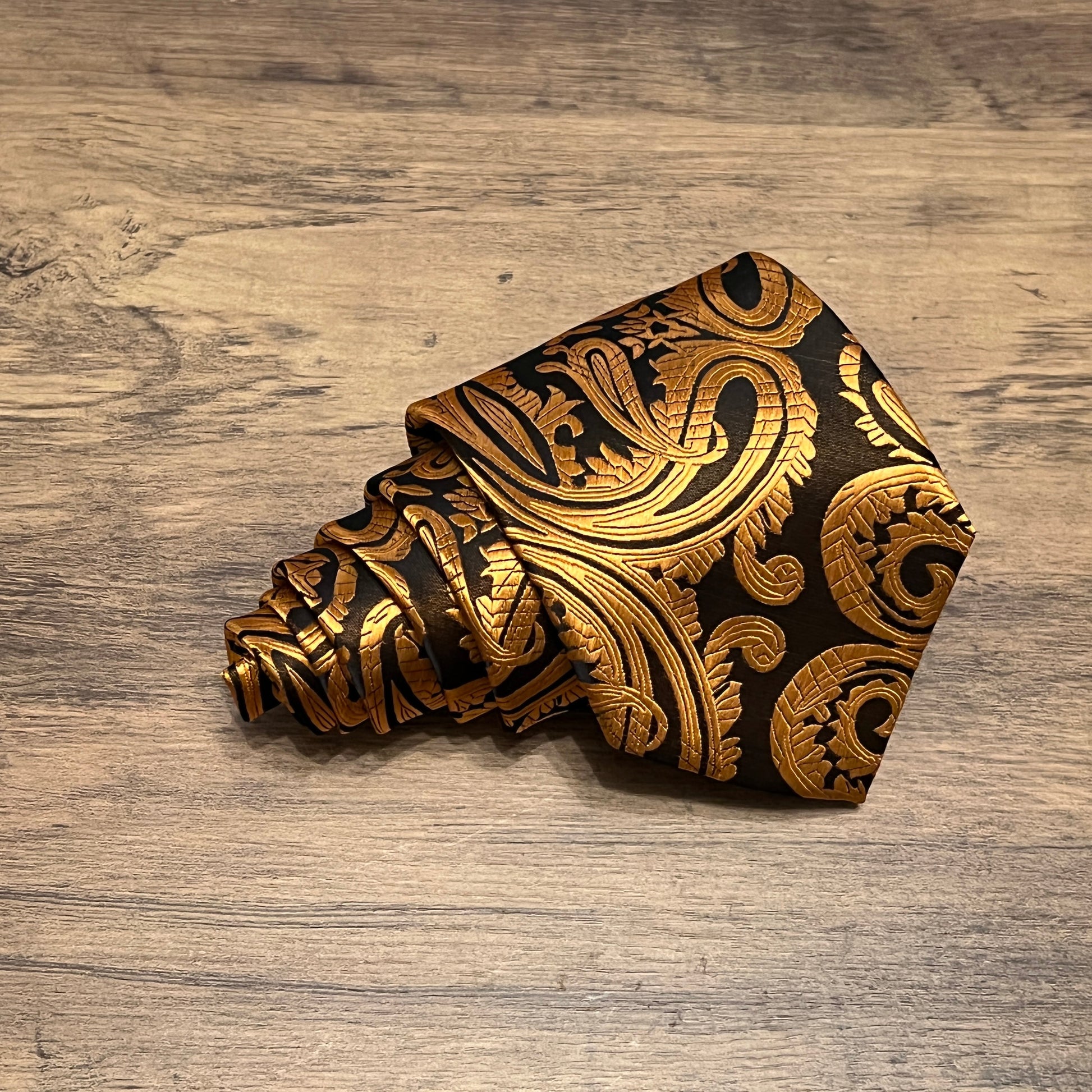 Tasker & Shaw | Luxury Menswear | Castle