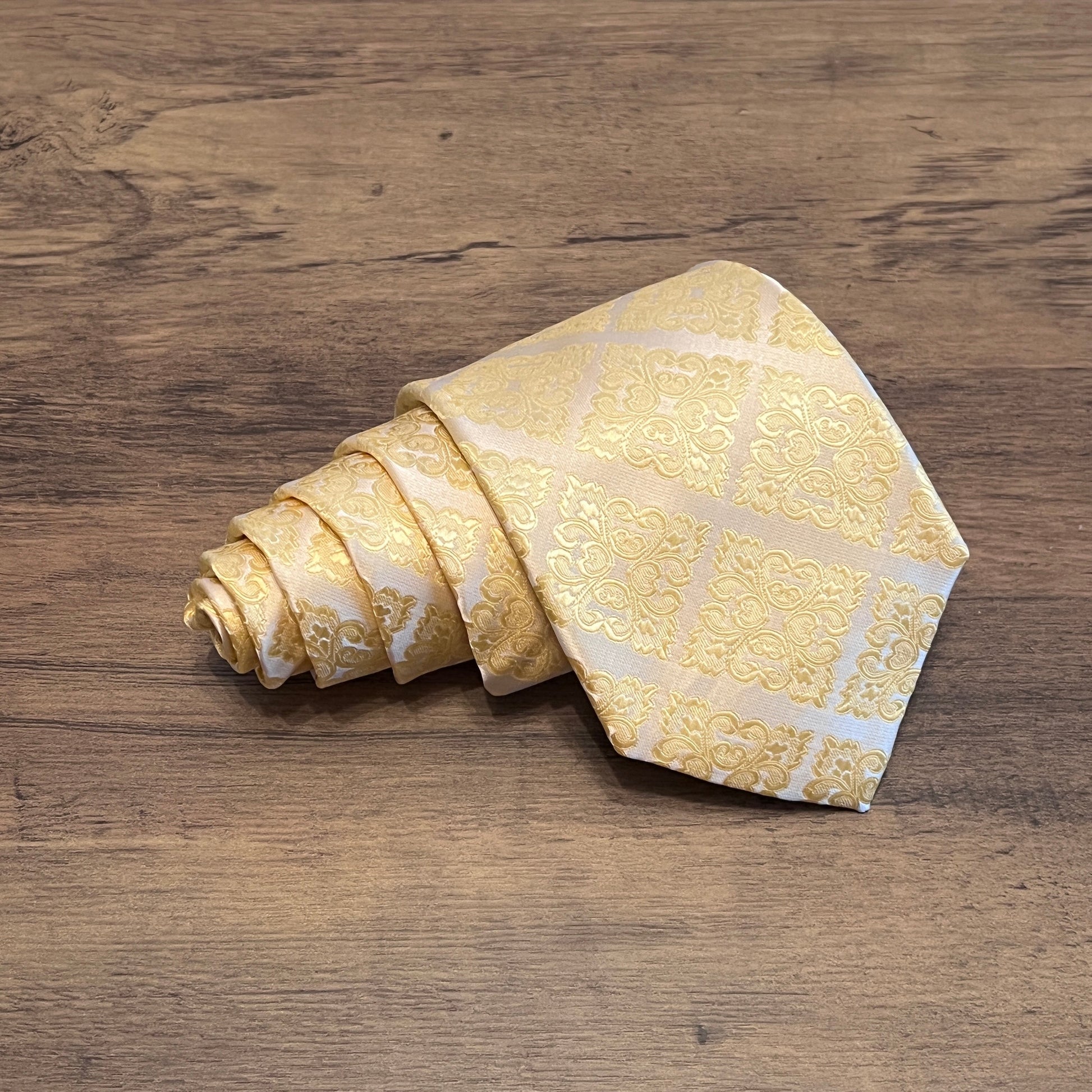 Tasker & Shaw | Luxury Menswear | Carnaby