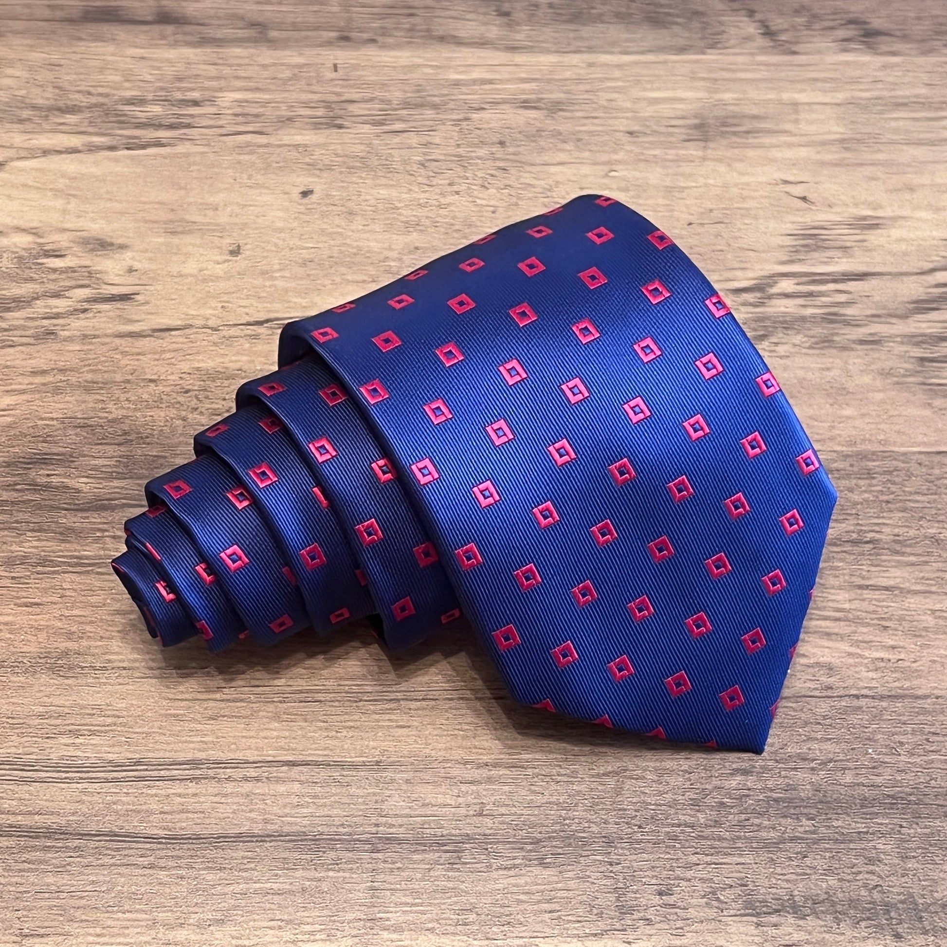 Tasker & Shaw | Luxury Menswear | Bulstrode