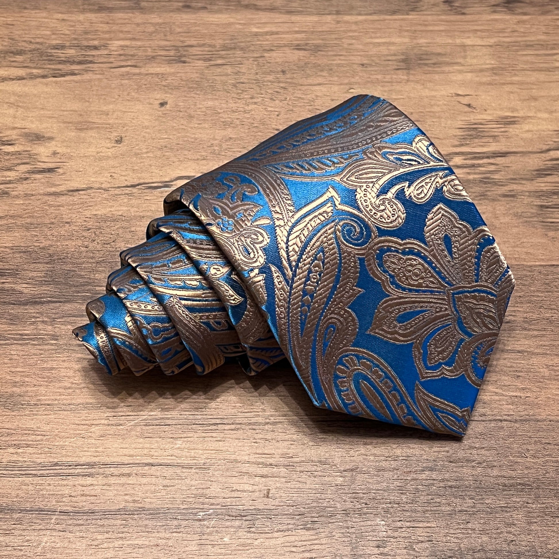 Tasker & Shaw | Luxury Menswear | Berwick