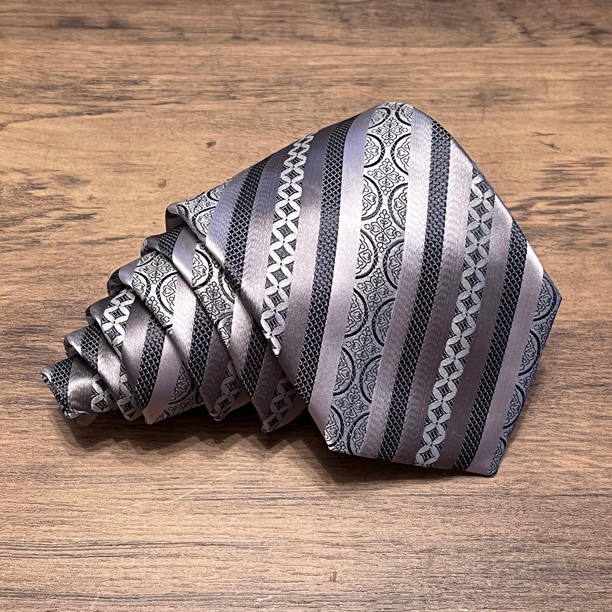 Tasker & Shaw | Luxury Menswear | Bedfordbury