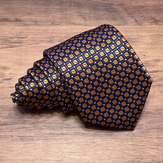 Tasker & Shaw | Luxury Menswear |  Bear