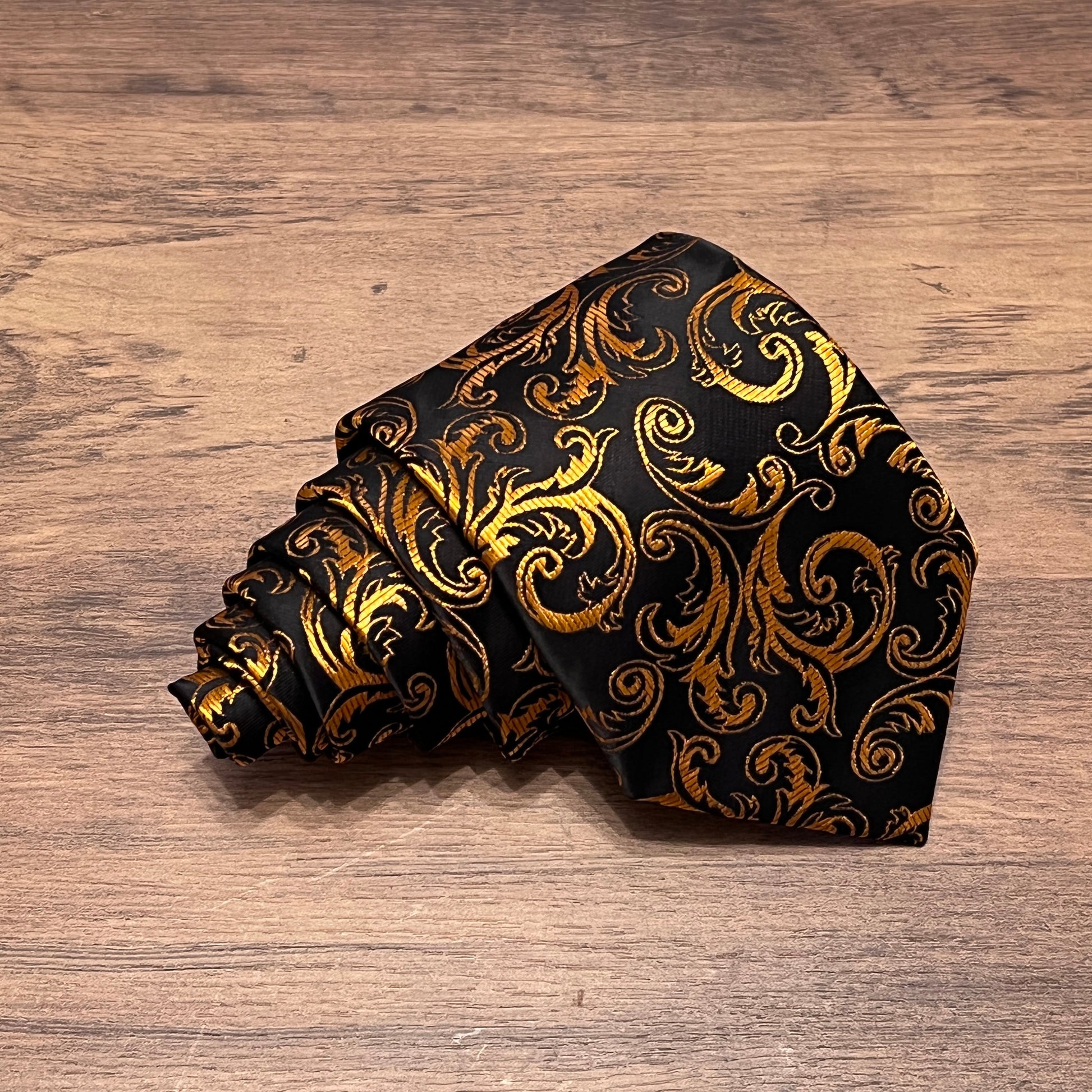 Tasker & Shaw | Luxury Menswear | Barfett