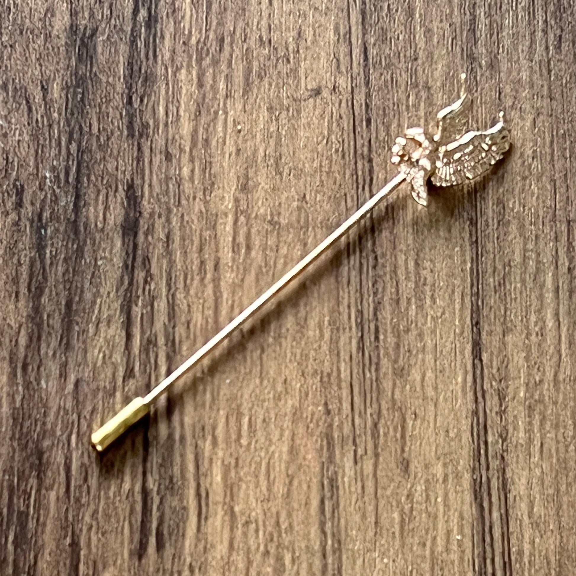 Tasker & Shaw | Luxury Menswear | Small eagle pin (Gold finish)