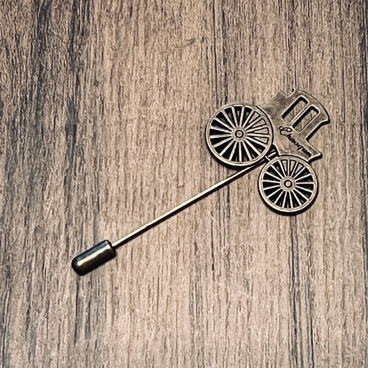 Tasker & Shaw | Luxury Menswear | Gold carriage lapel pin