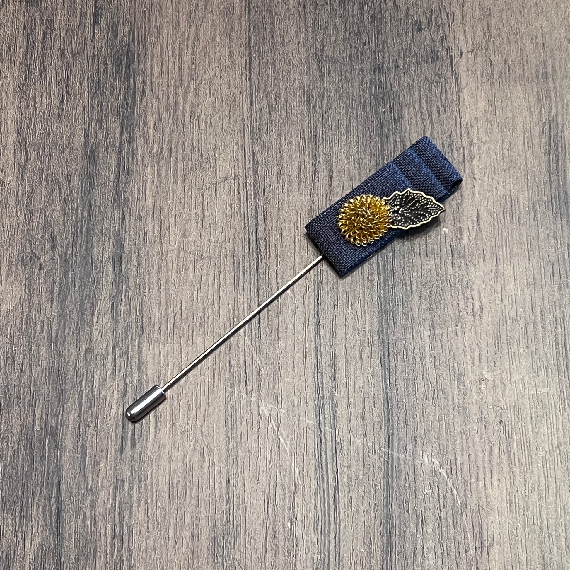 Tasker & Shaw | Luxury Menswear | Gold thistle on navy tweed