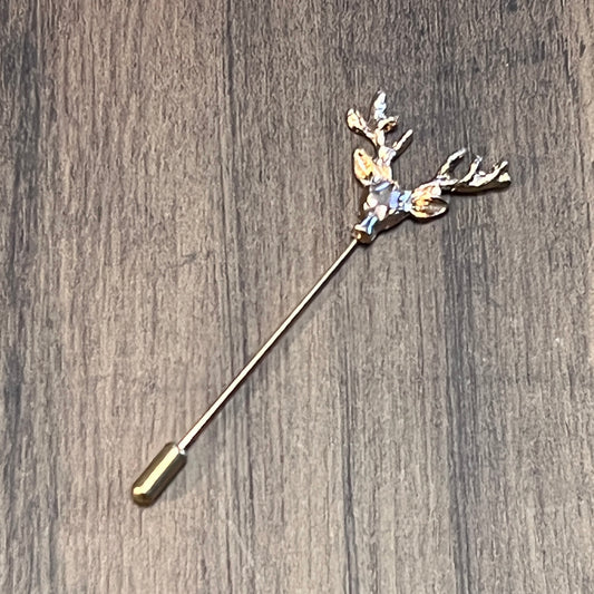 Tasker & Shaw | Luxury Menswear | Golden stag head lapel pin