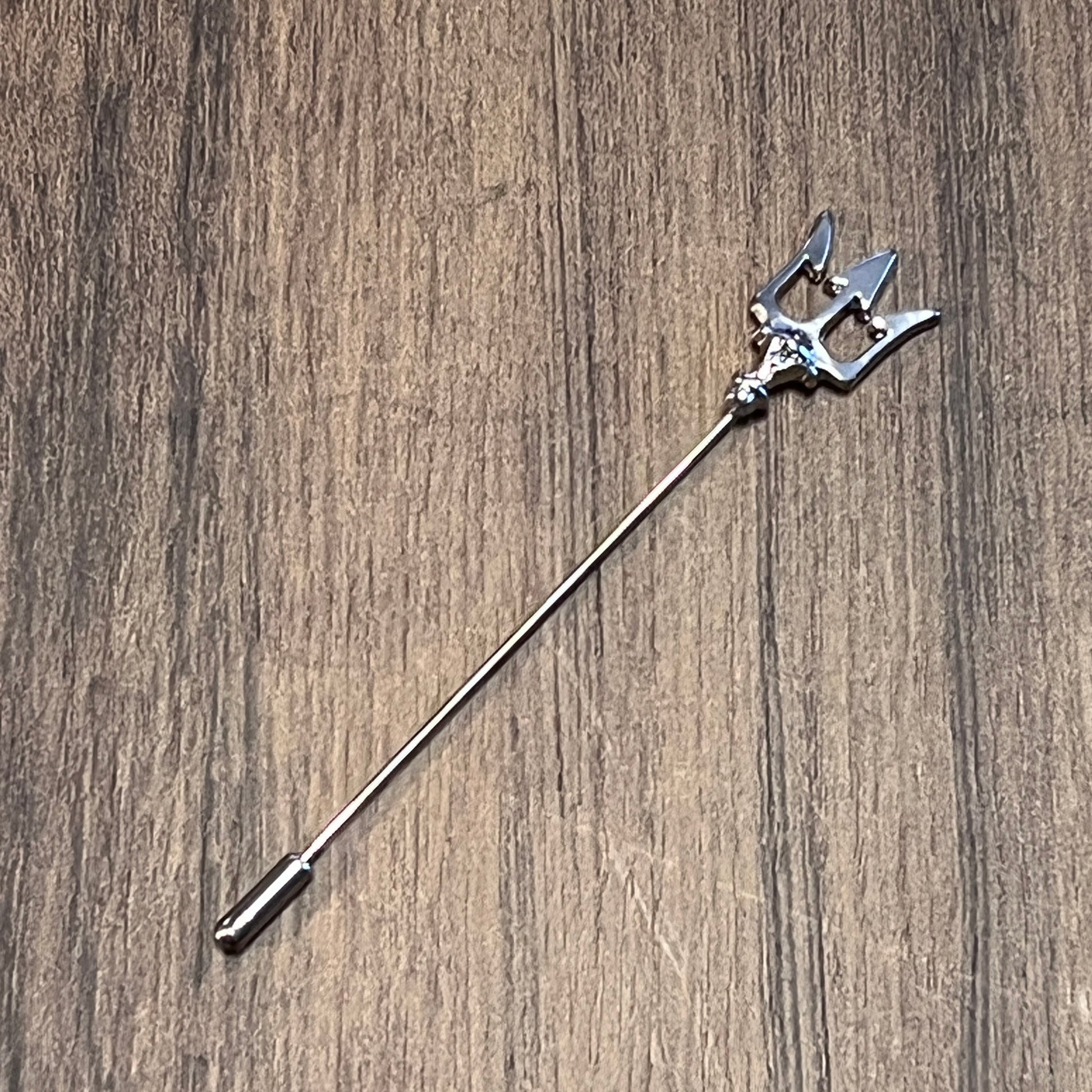 Tasker & Shaw | Luxury Menswear | Silver trident lapel pin