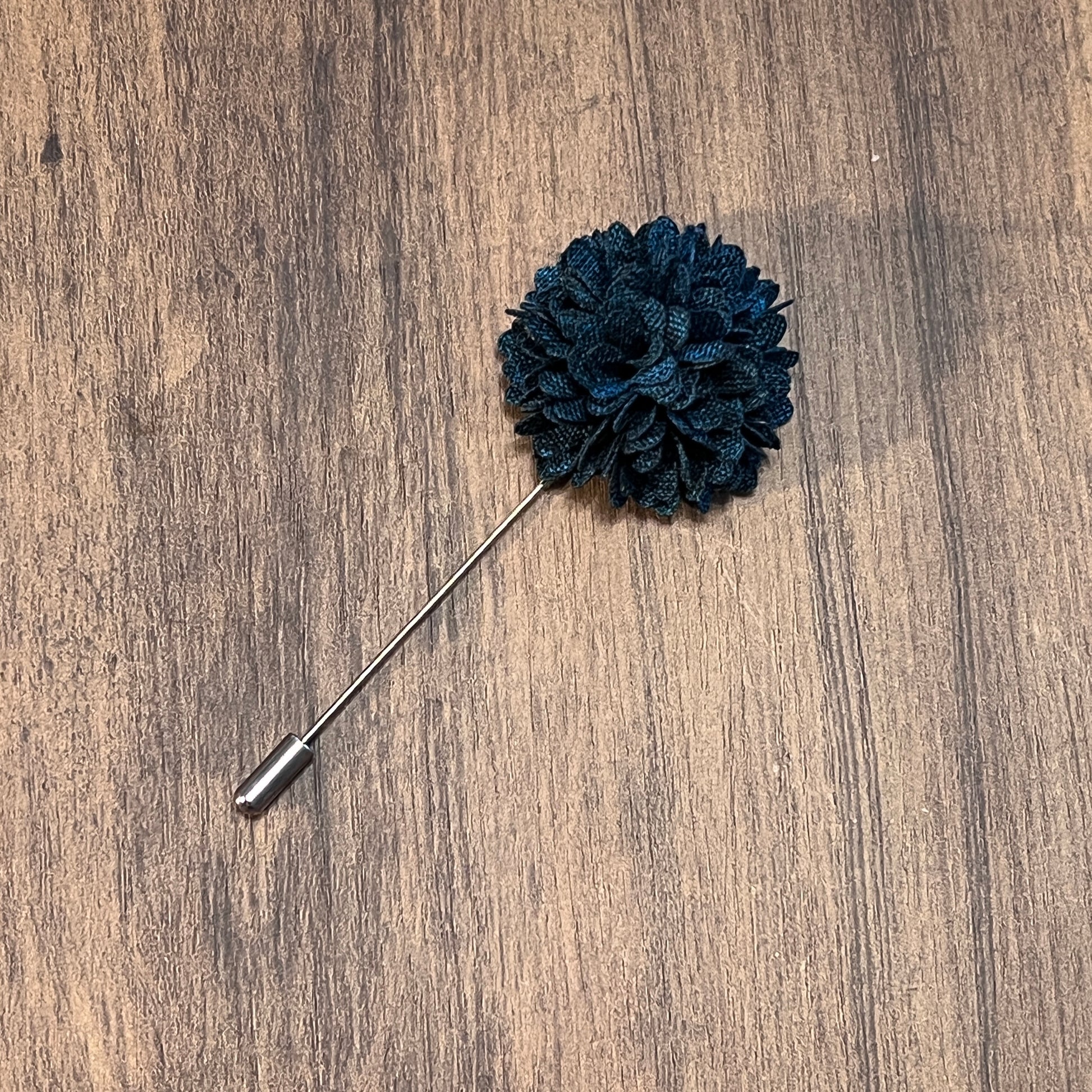 Tasker & Shaw | Luxury Menswear | Navy flower buttonaire lapel pin