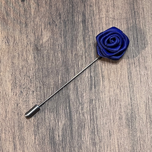 Tasker & Shaw | Luxury Menswear | Purple textured rosebud boutonniere