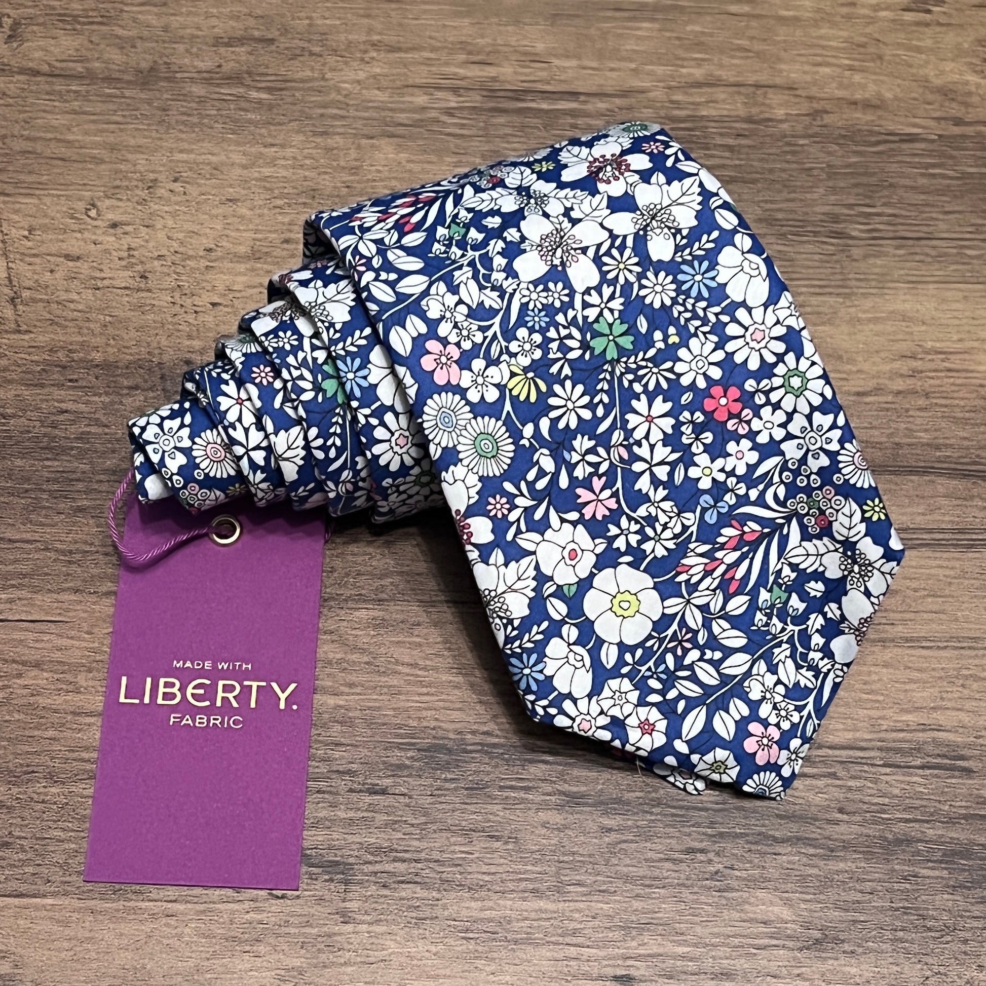 Tasker & Shaw | Luxury Menswear | June's Meadow Tie