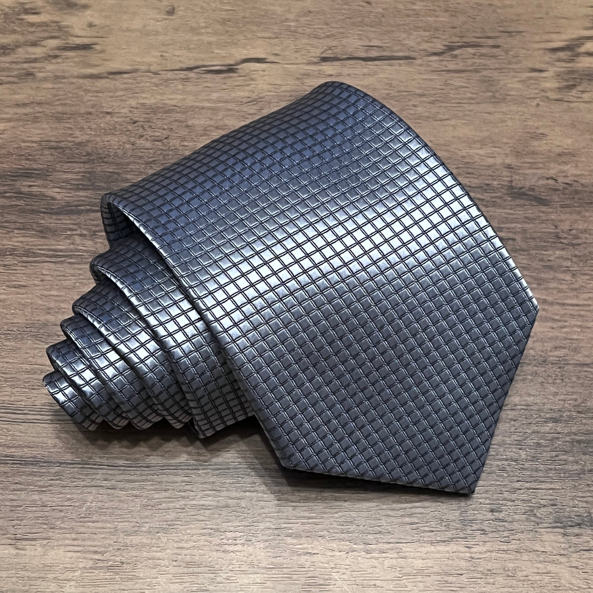 Tasker & Shaw | Luxury Menswear | George (Silver)