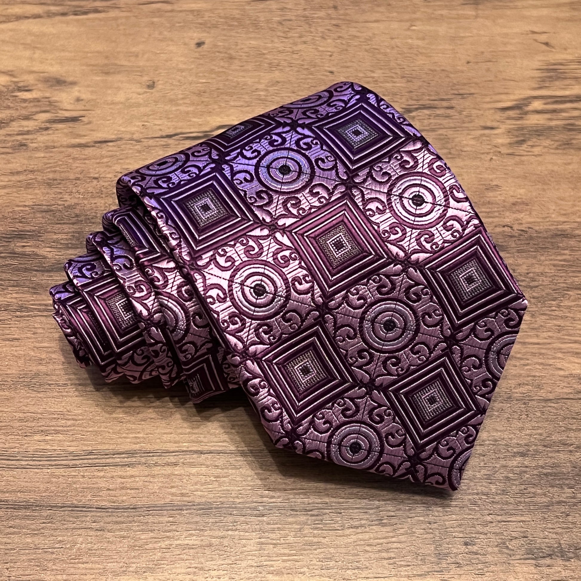 Tasker & Shaw | Luxury Menswear | Gilpin (Purple)