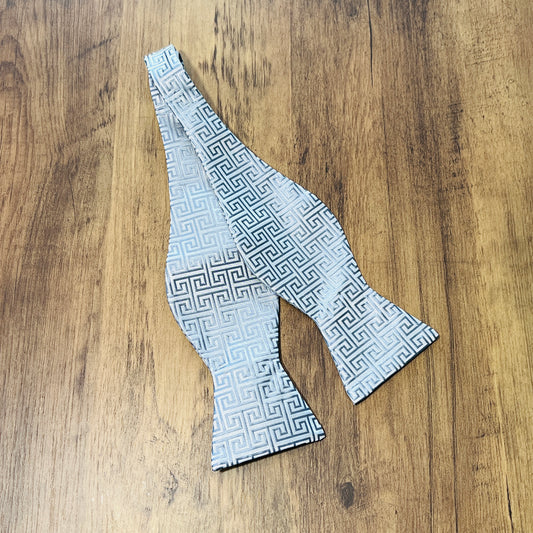 Tasker & Shaw | Luxury Menswear | Bennet Bow Tie