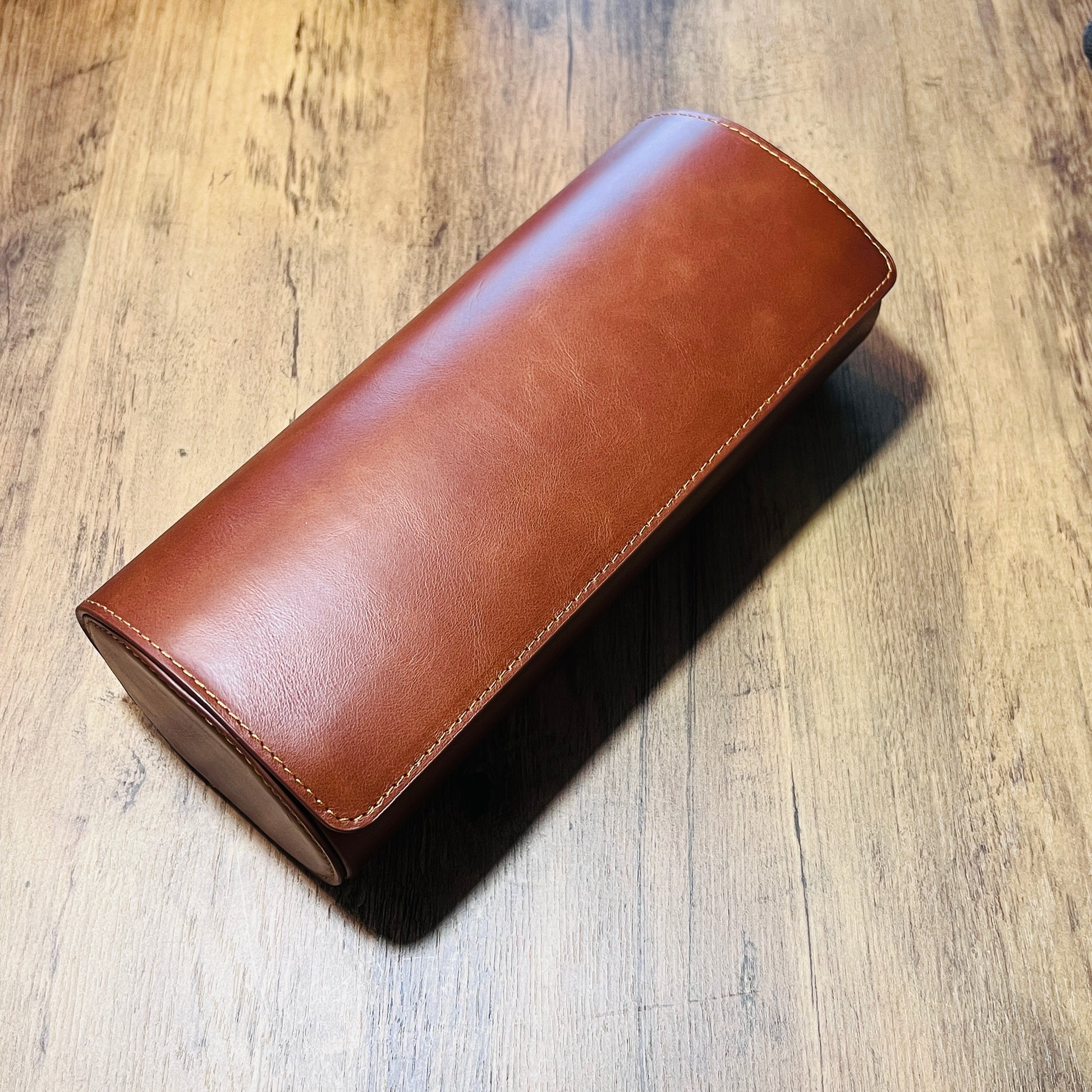 Tasker & Shaw | Luxury Menswear | Leather "Nightstand" 3 Watch Roll, Tan